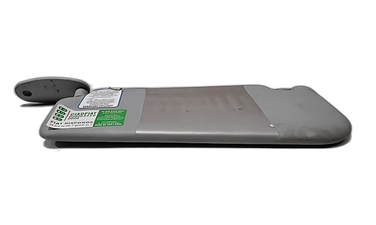 Aletta Parasole Parabrezza Sinistro 735506958 Usato