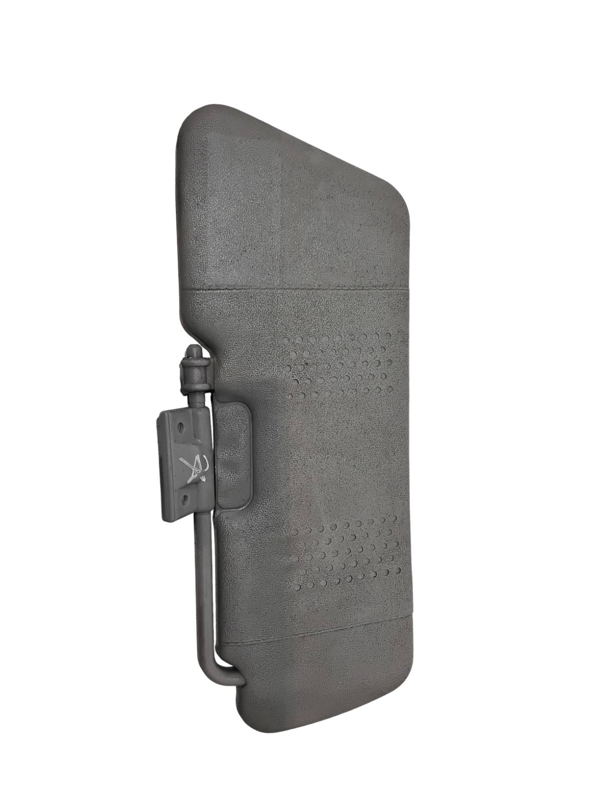 Aletta Parasole Parabrezza Sinistro 735244330 Usato