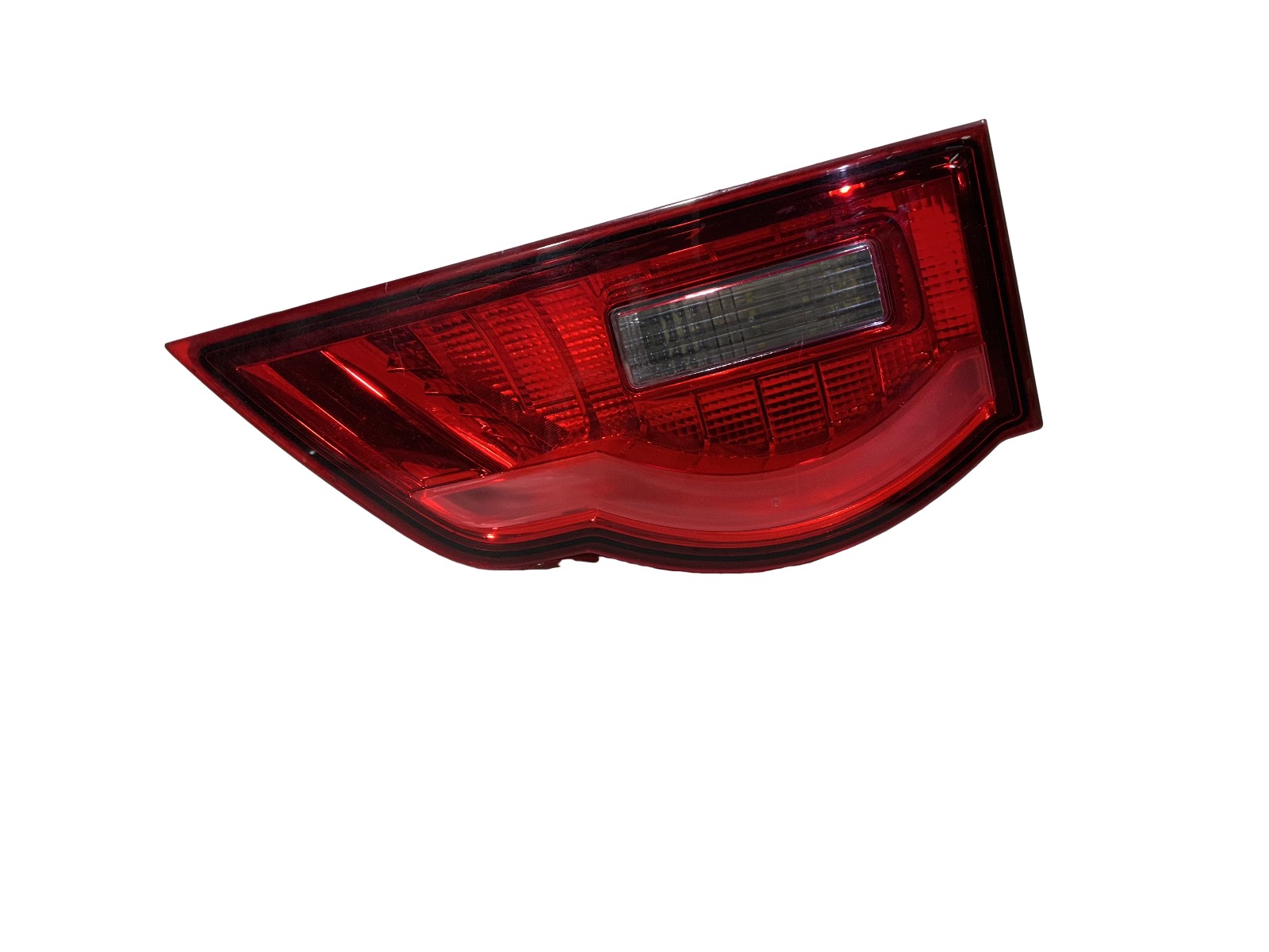 Fanale Post. Parte Est. Sinistro (Varroc) T4A14076 HK83-15K272-A Usato