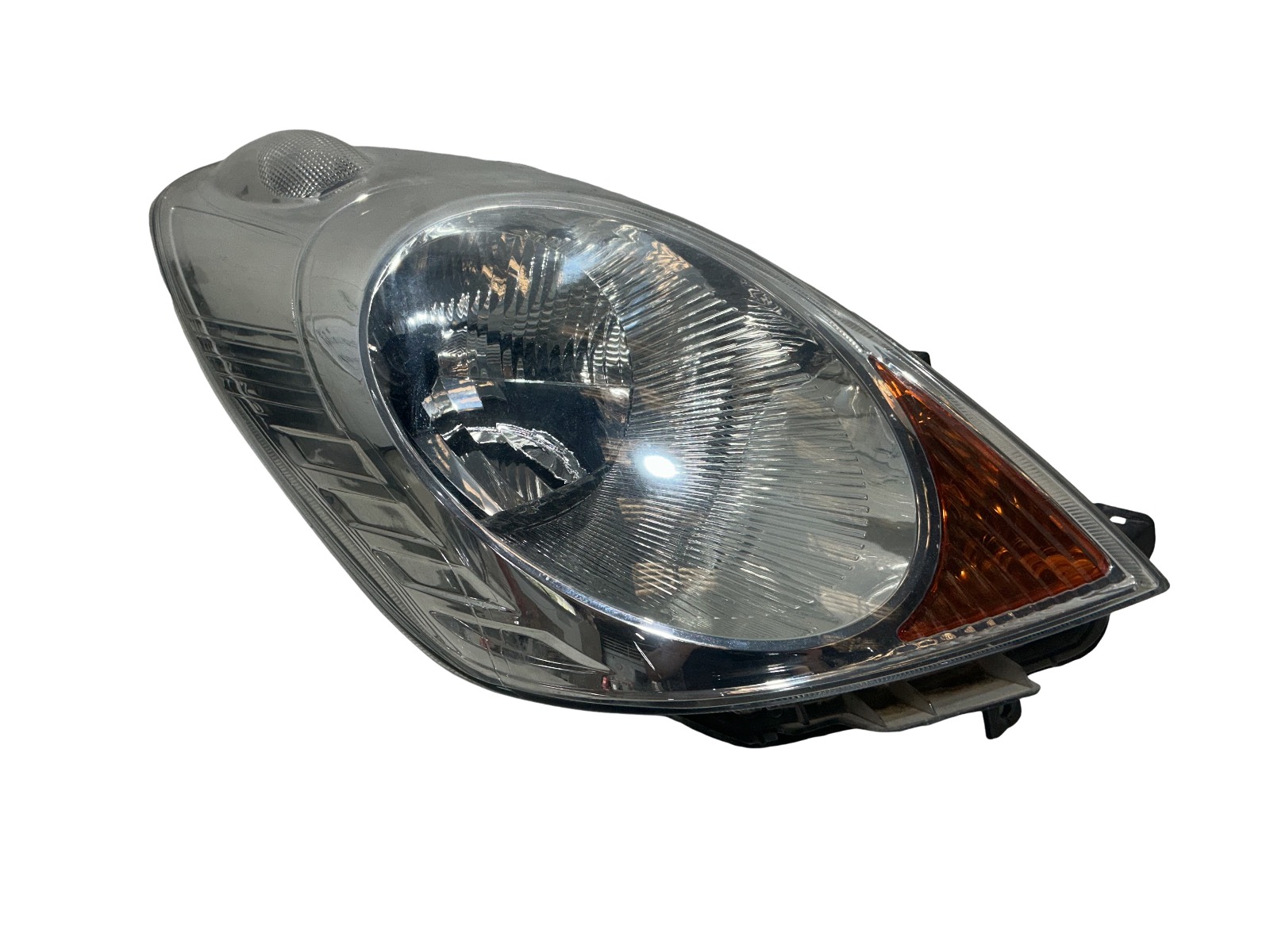 Proiettore Destro (Nissan) 260109U10A 89902135 Usato