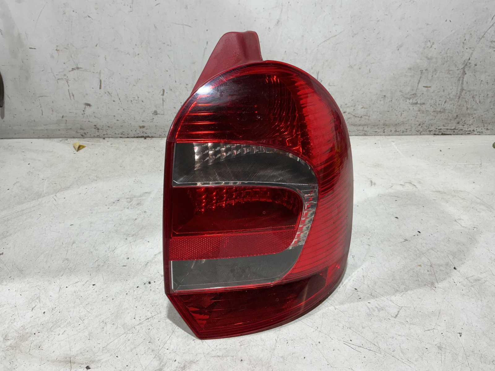 Fanale Post. Destro 8200658413 Usato