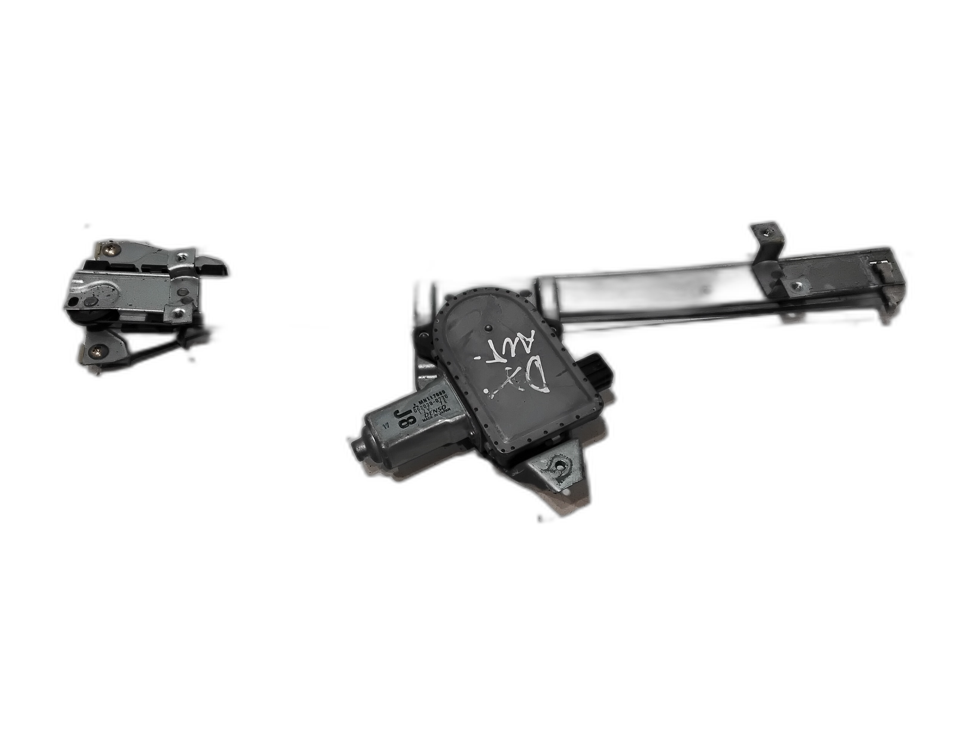 Alzacristallo Porta Ant. Destro MN117052 Usato