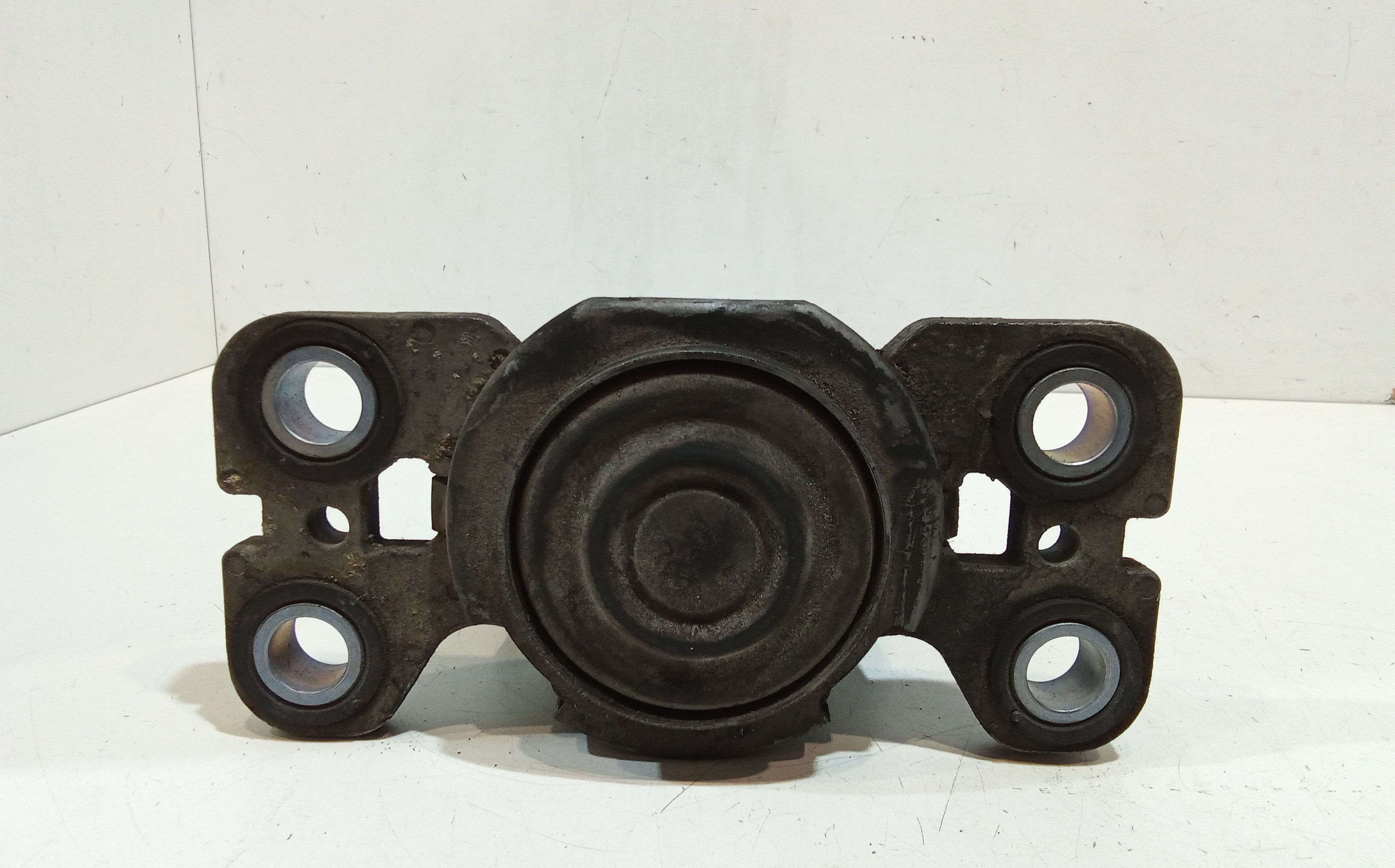 Piastra Alloggiamento Supporto Motore (Con Eventuale Bielletta O Tirante Associato) Usato