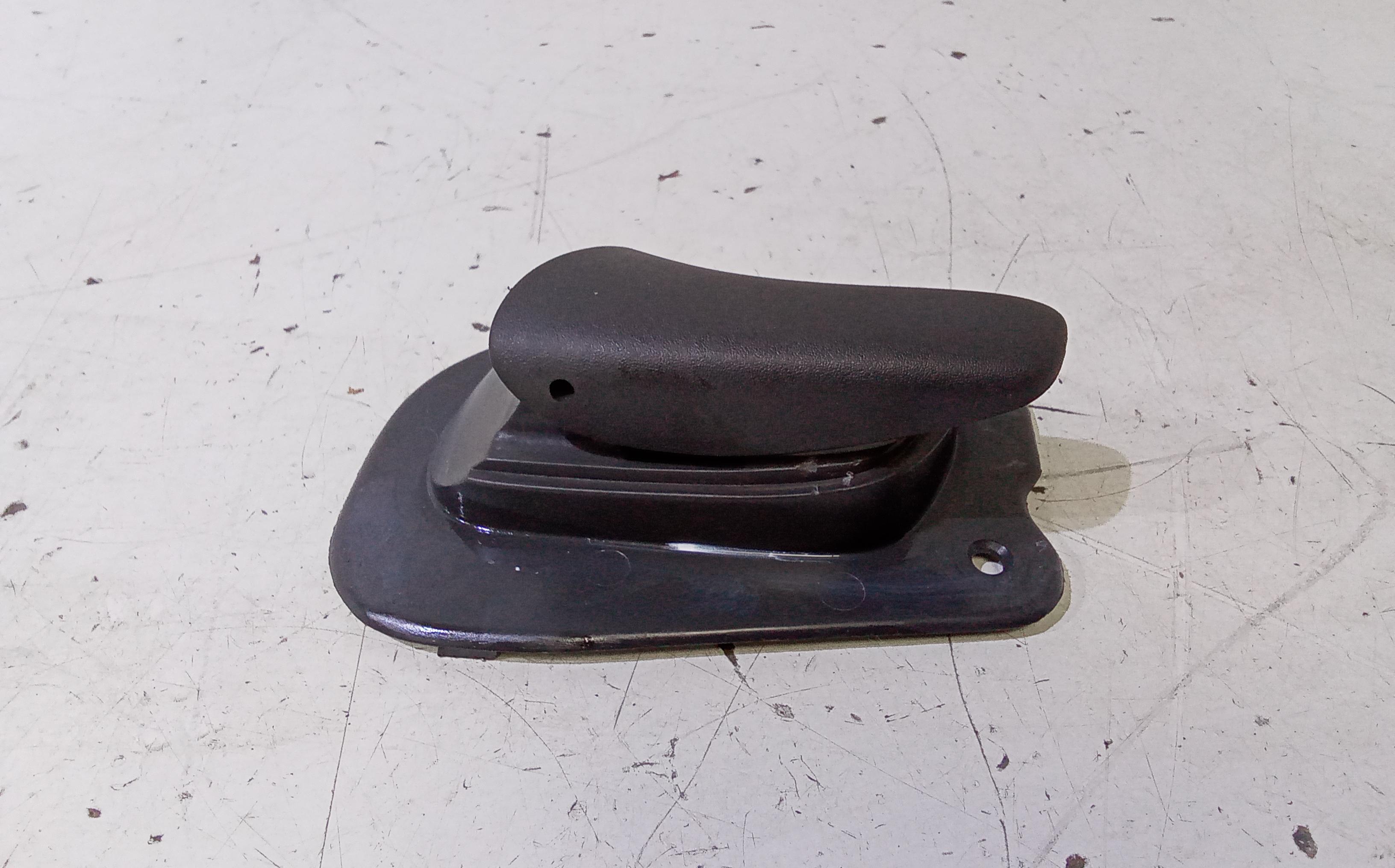 Maniglia Int. Apertura Porta Ant. Sinistro 90431361 Usato