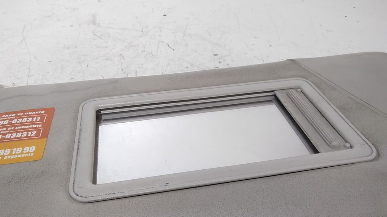 Aletta Parasole Parabrezza Sinistro 735361679 Usato