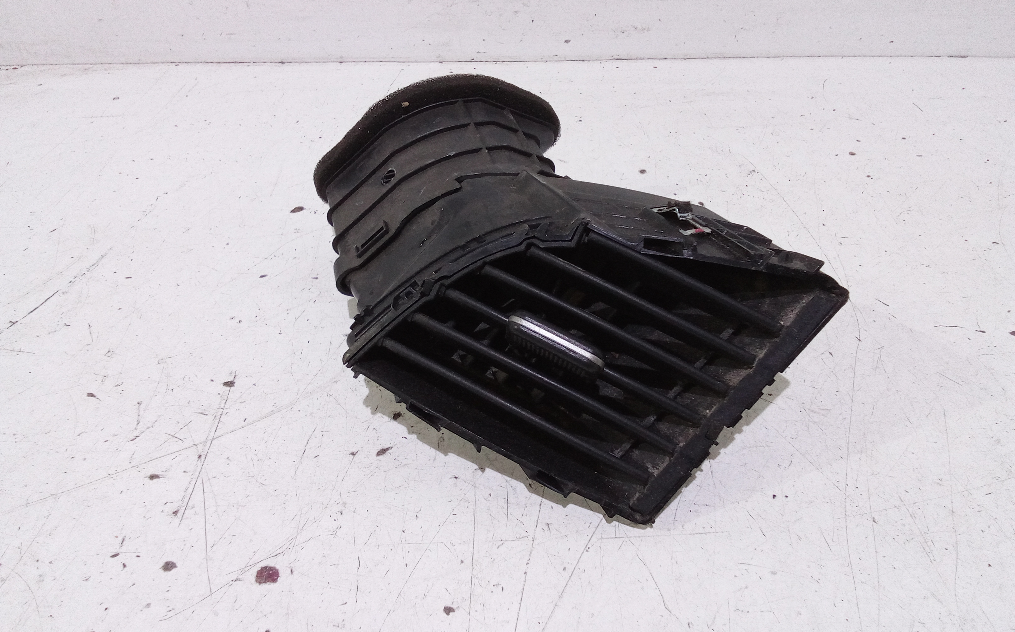 Condotto Aria Bocchette Lat. Cruscotto Sinistro Usato