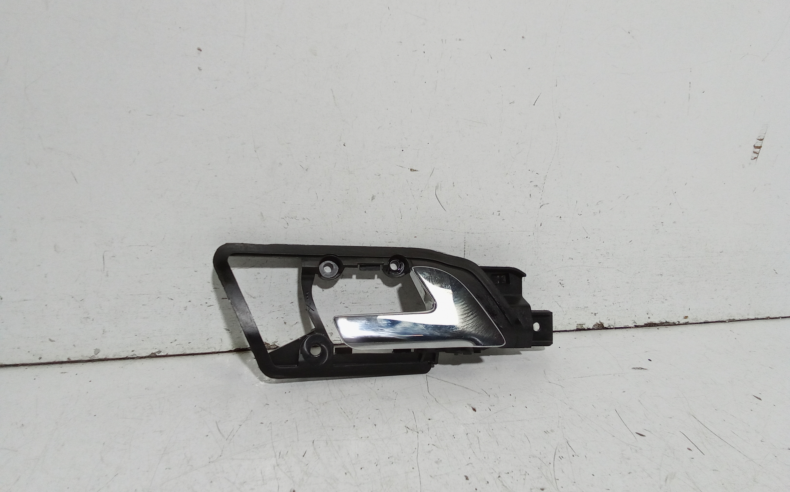 Maniglia Int. Apertura Porta Ant. Destro Usato