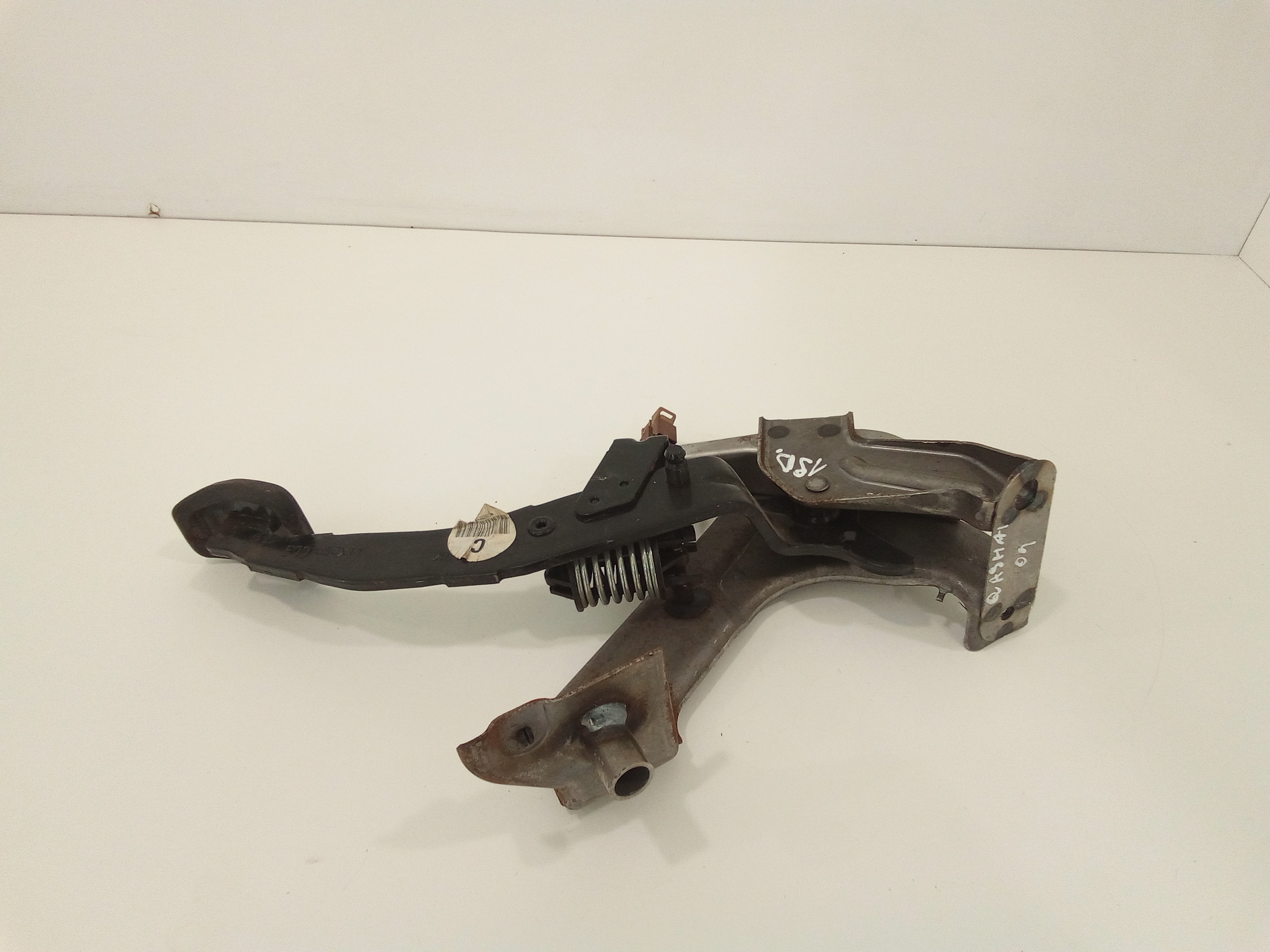 Pedale Frizione 46503JD900 Usato