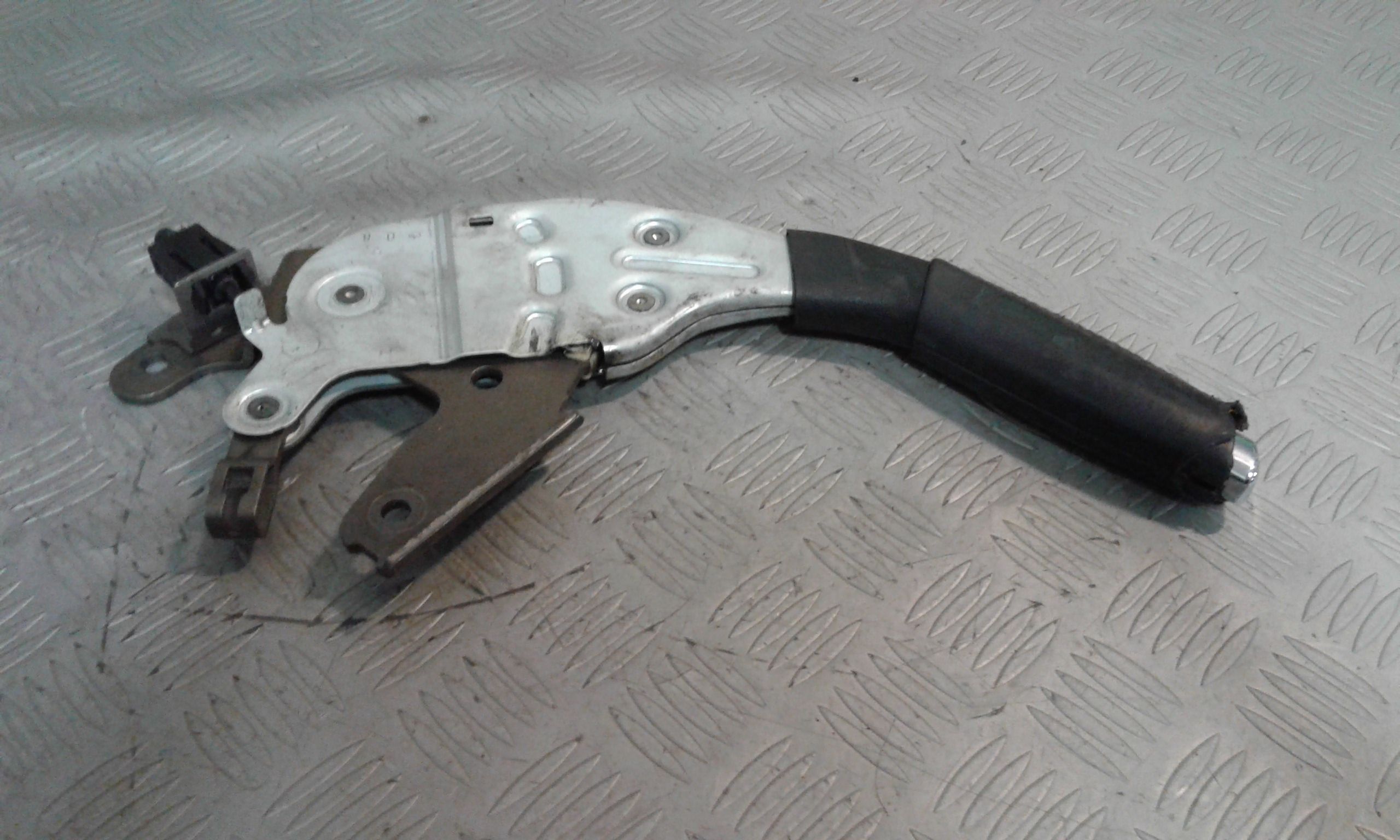 Leva Freno Stazionamento A1694200084 Usato