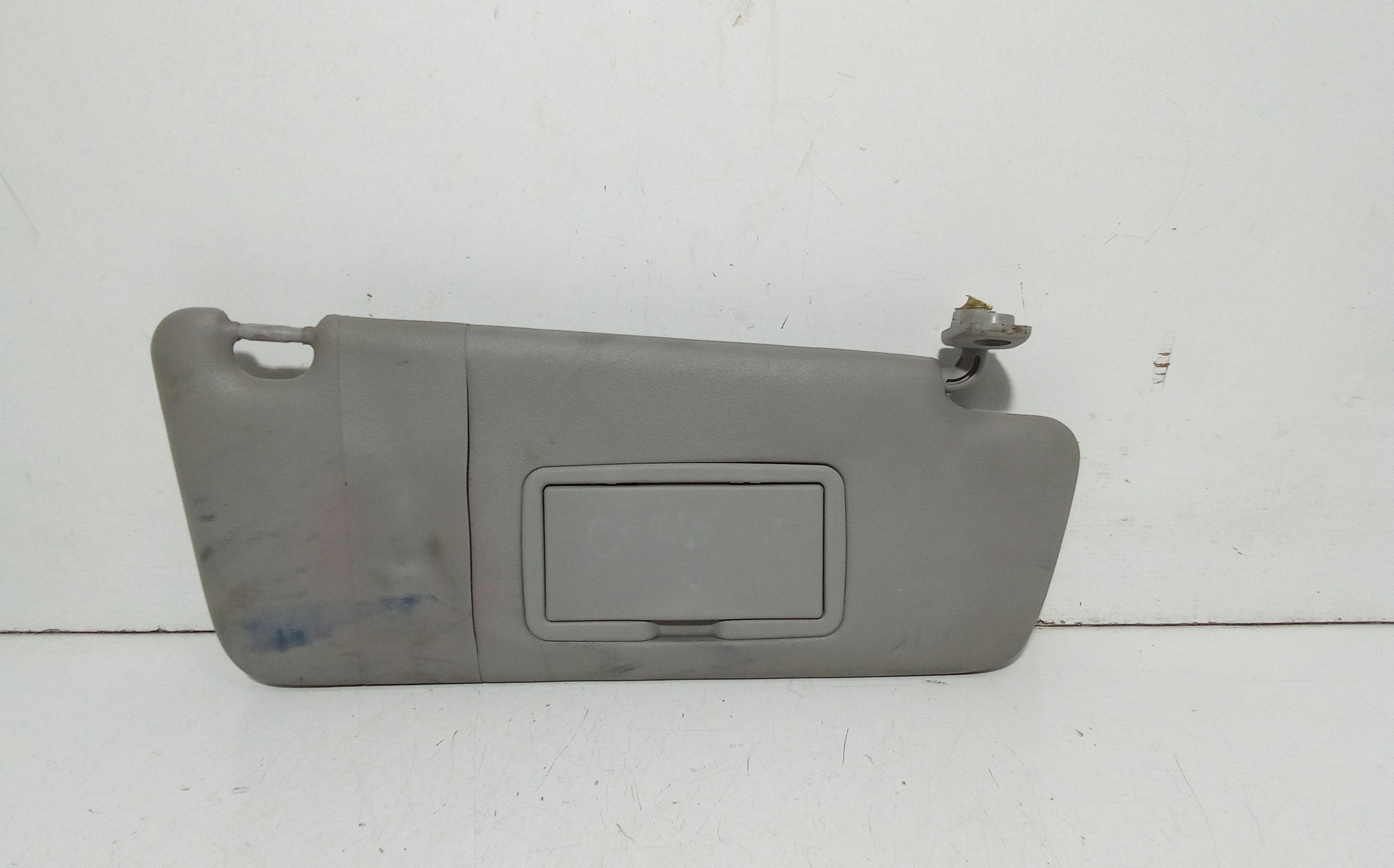 Aletta Parasole Parabrezza Destro 13163837 Usato