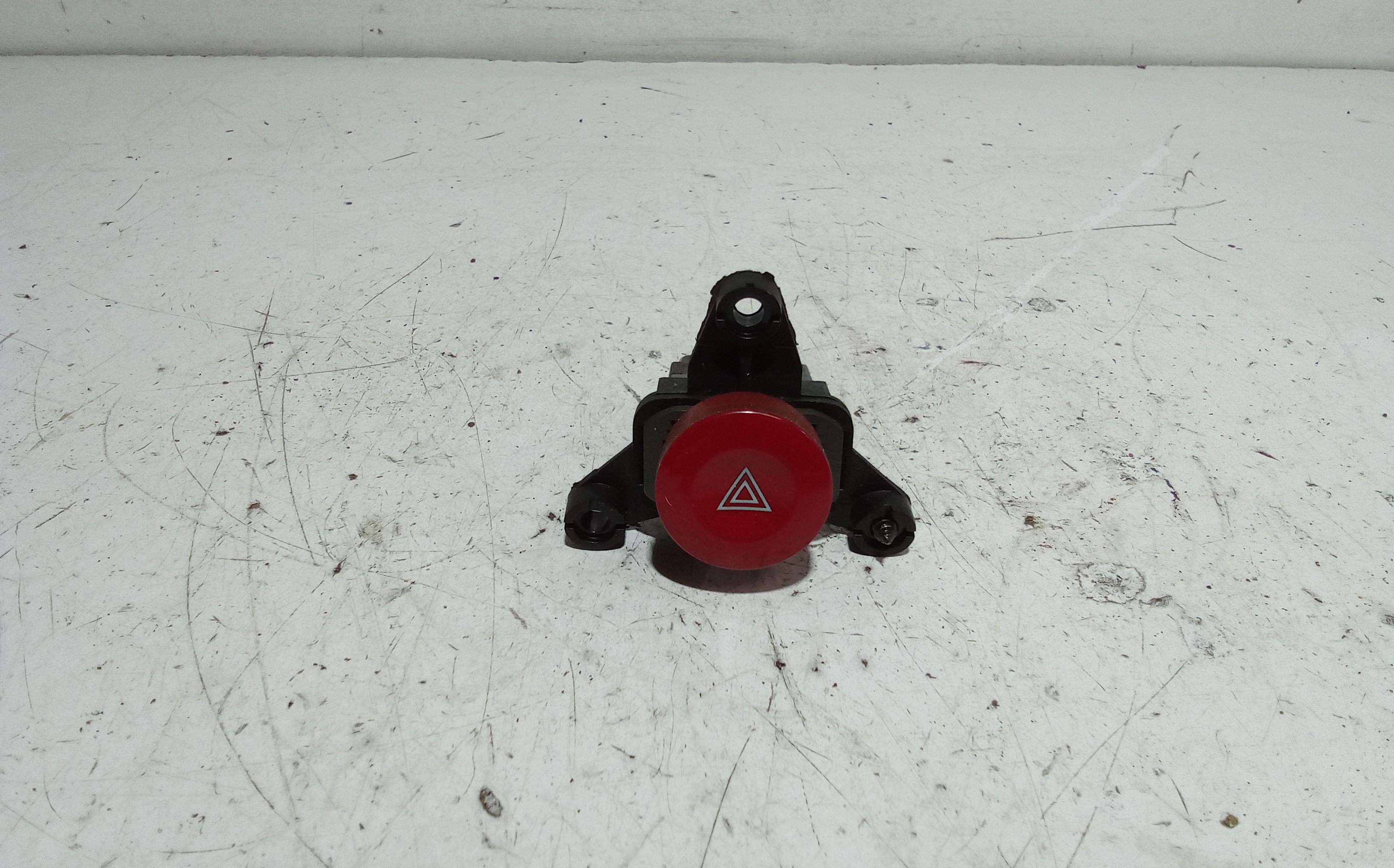 Interruttore Luci Emergenza 96602502 Usato