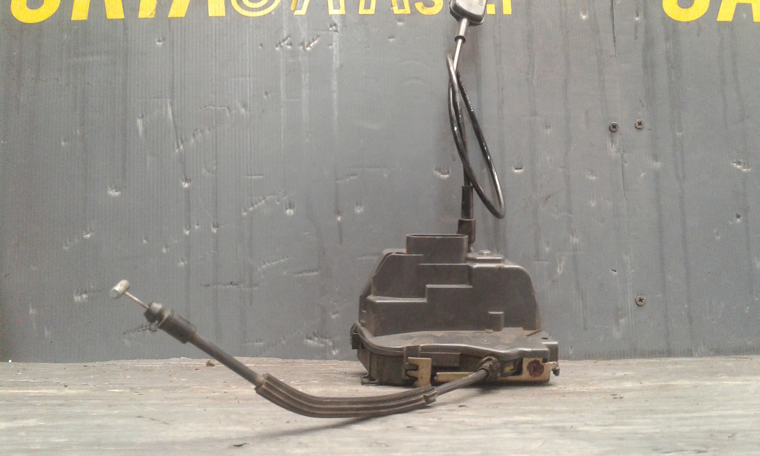 Serratura Porta Post. Destro 8200119329 Usato