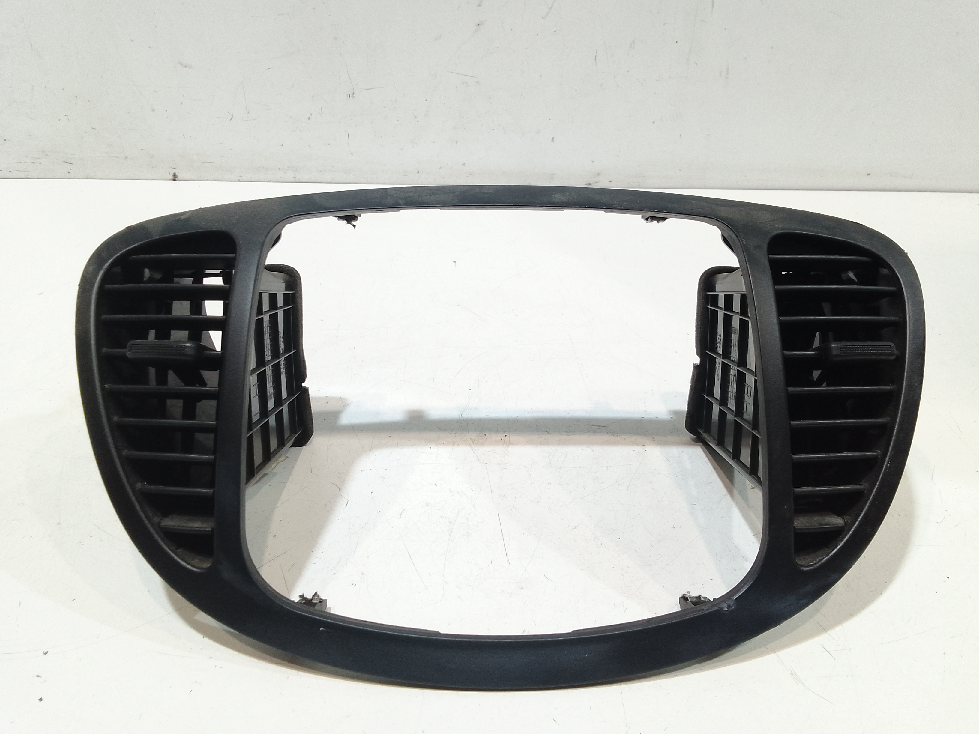 Condotto Aria Bocchette Centr. Sup. Cruscotto Usato