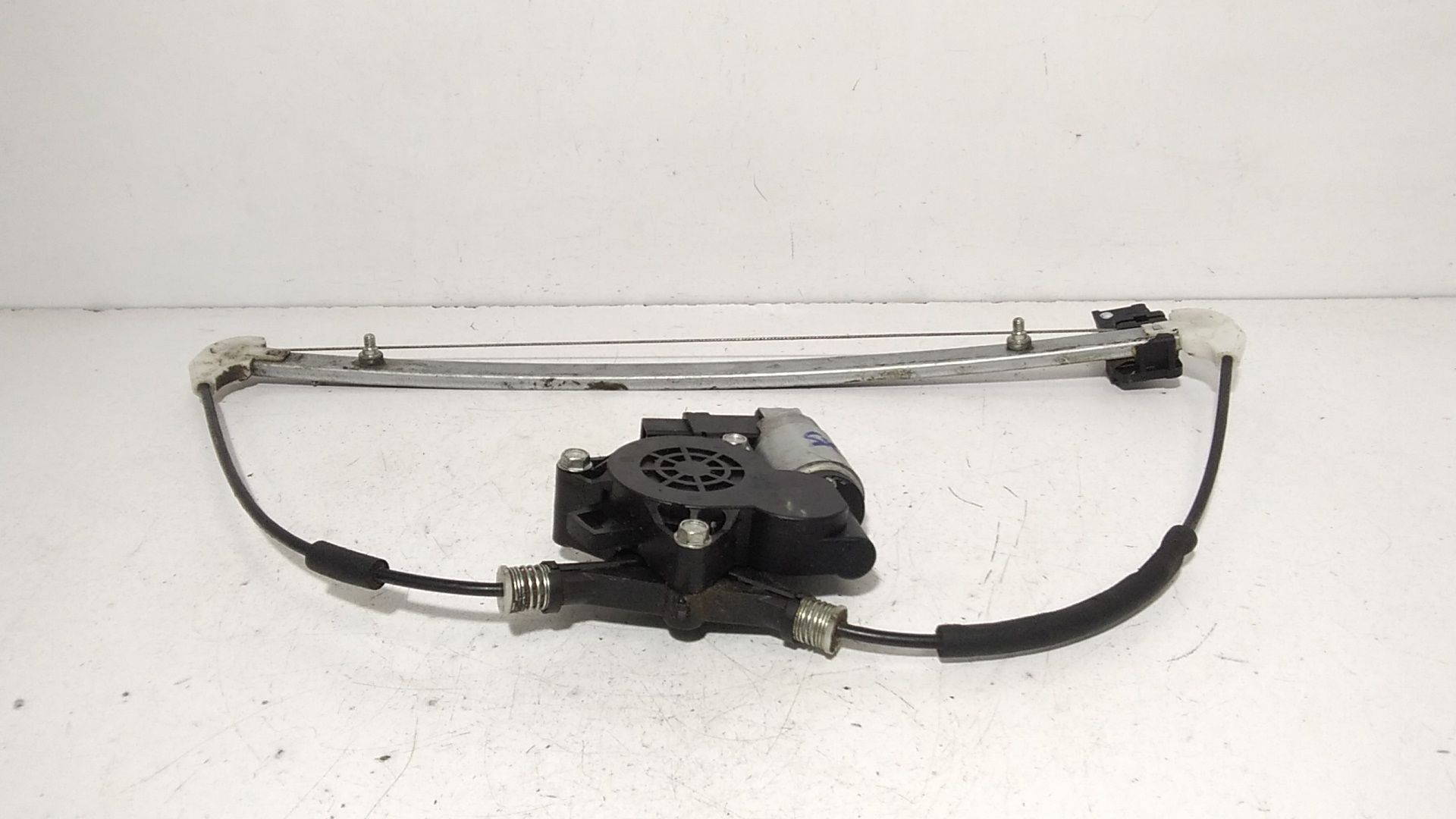 Alzacristallo Porta Ant. Sinistro BP4K59590A Usato