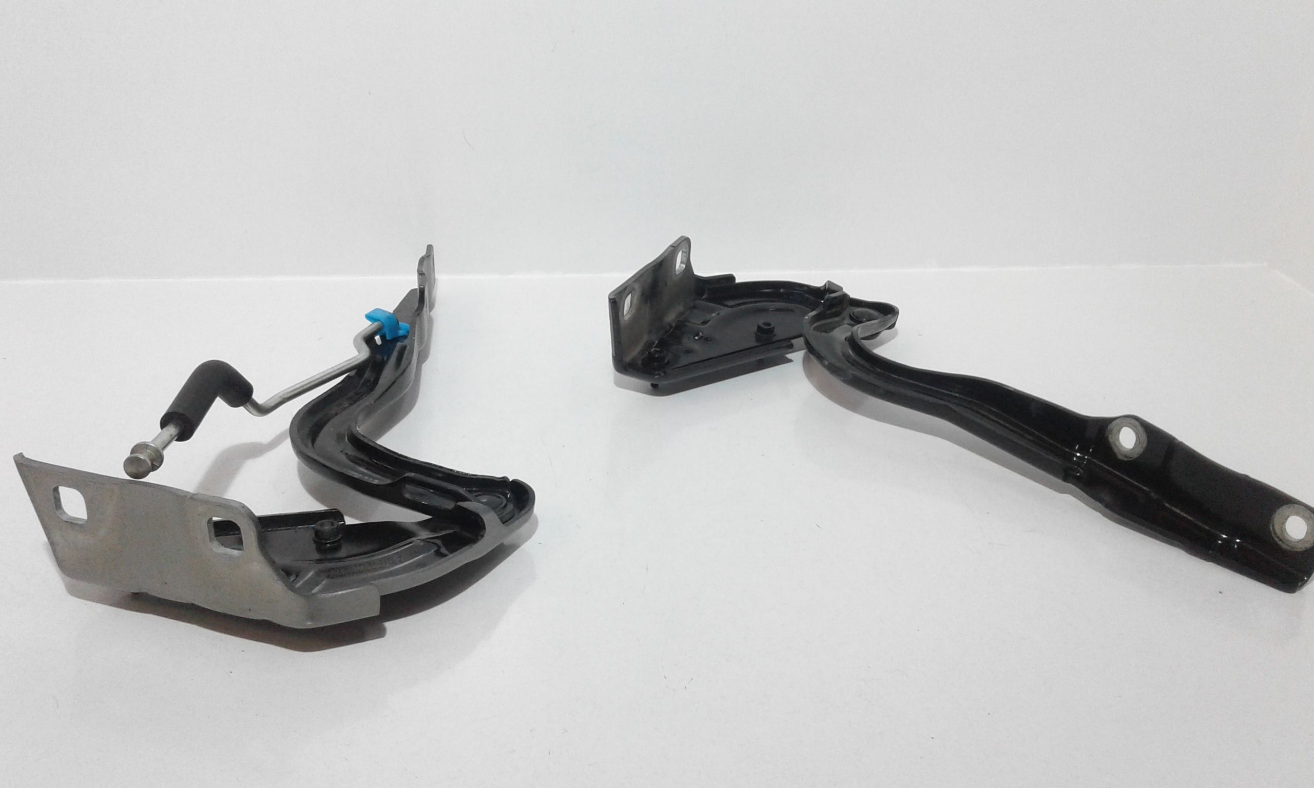 Cerniera Cofano Ant. Sinistro 51835537 Usato