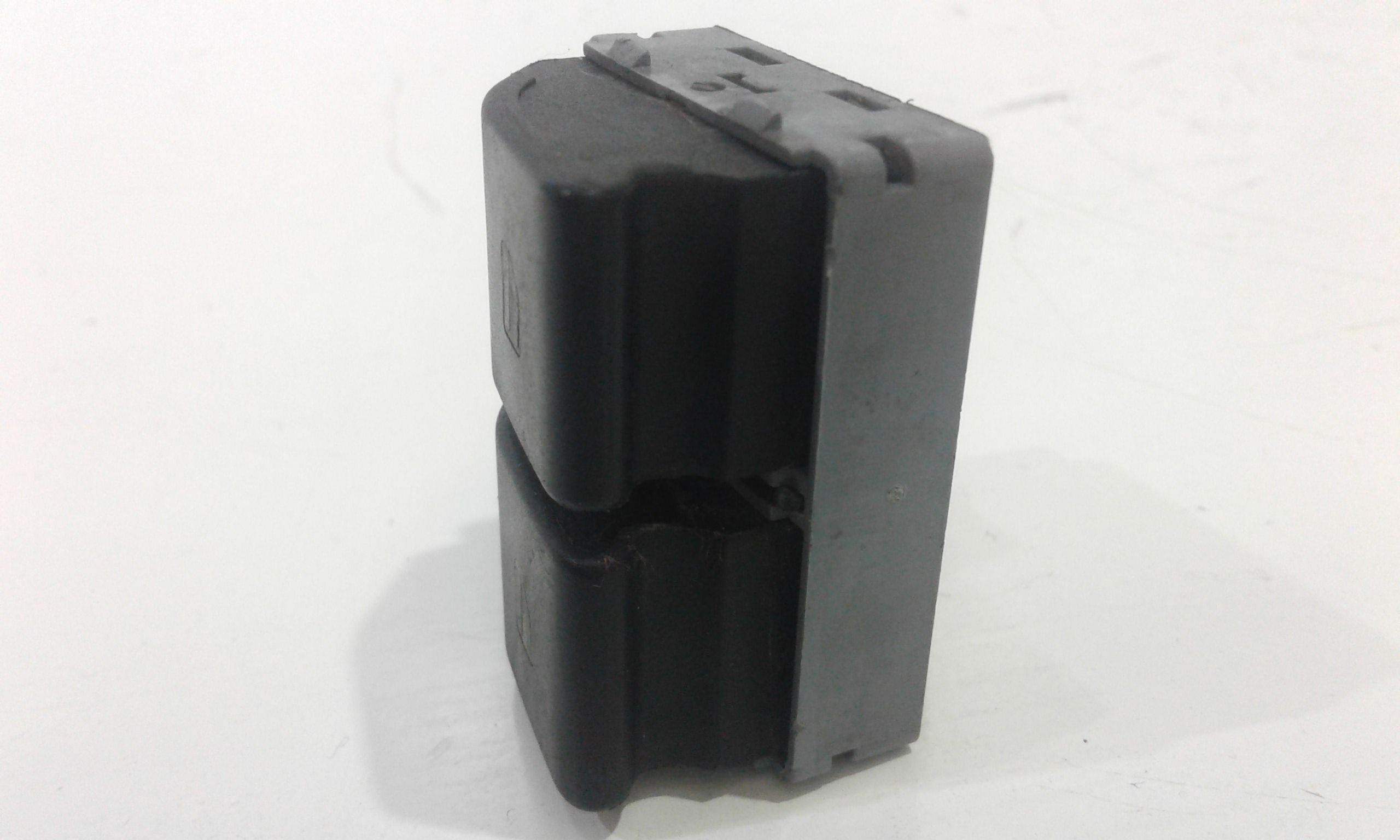 Interruttore Alzacristalli Porta Ant. Sinistro Usato