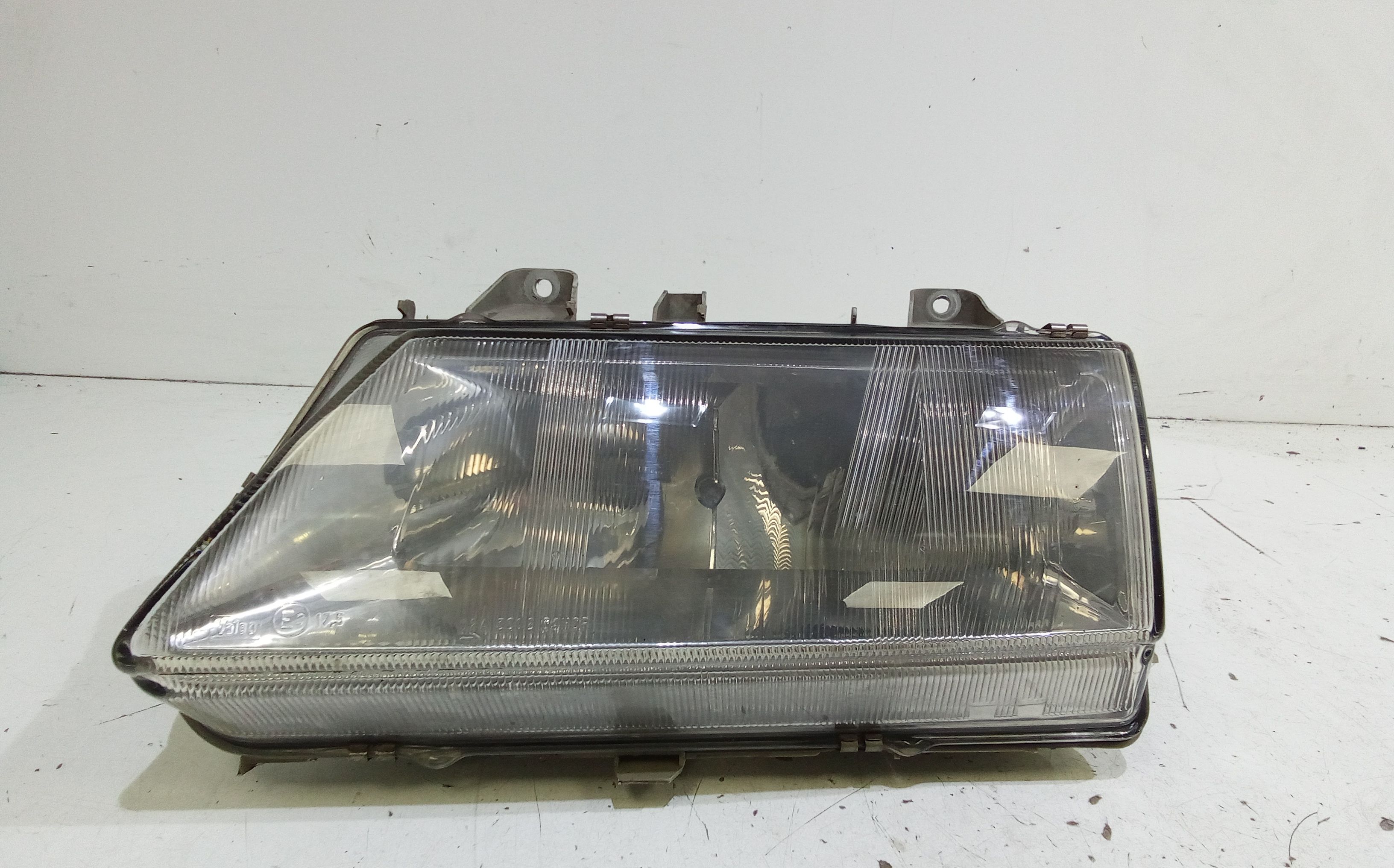 Proiettore Sinistro 1470386080 Usato