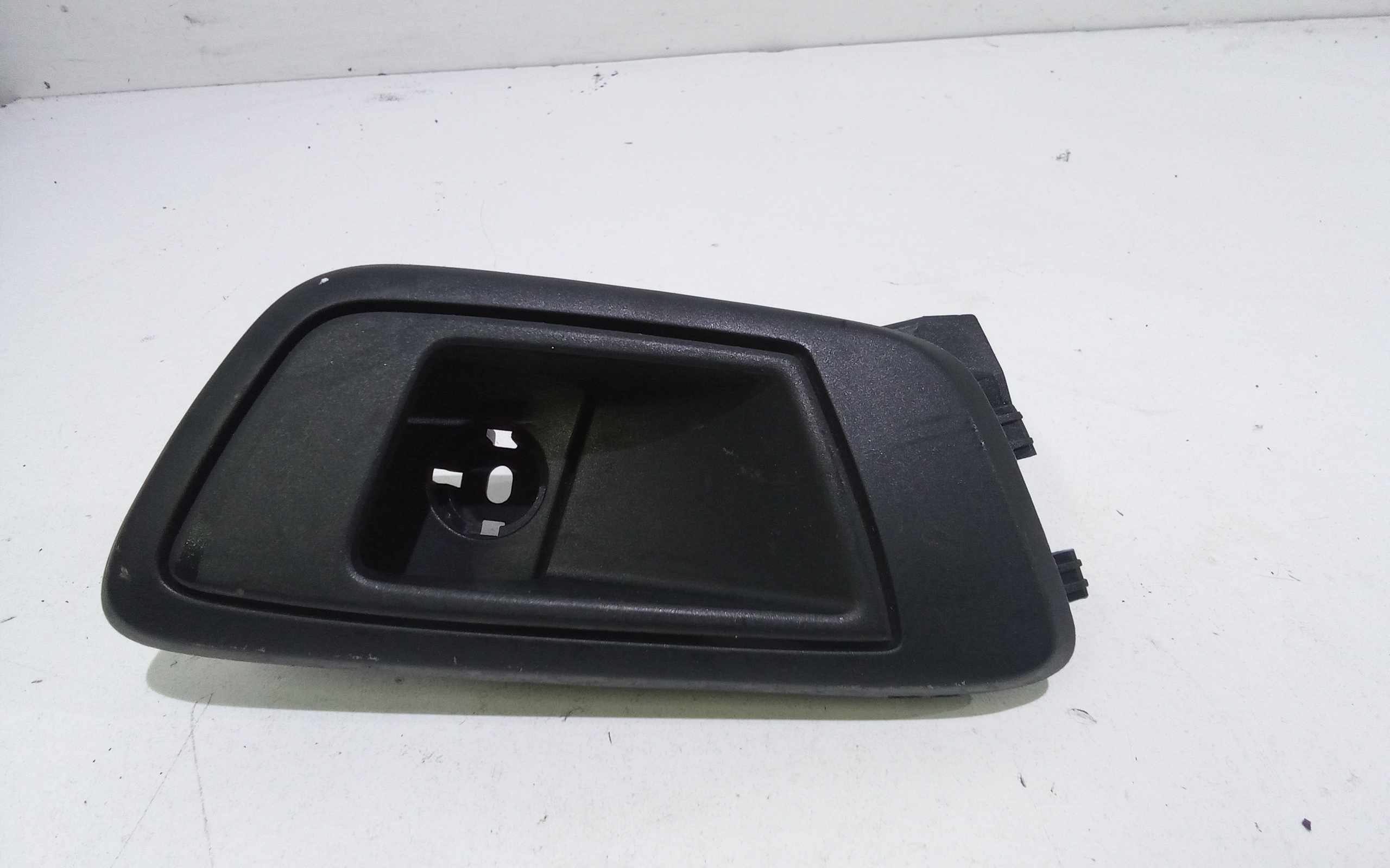 Maniglia Int. Apertura Porta Post. Sinistro Usato