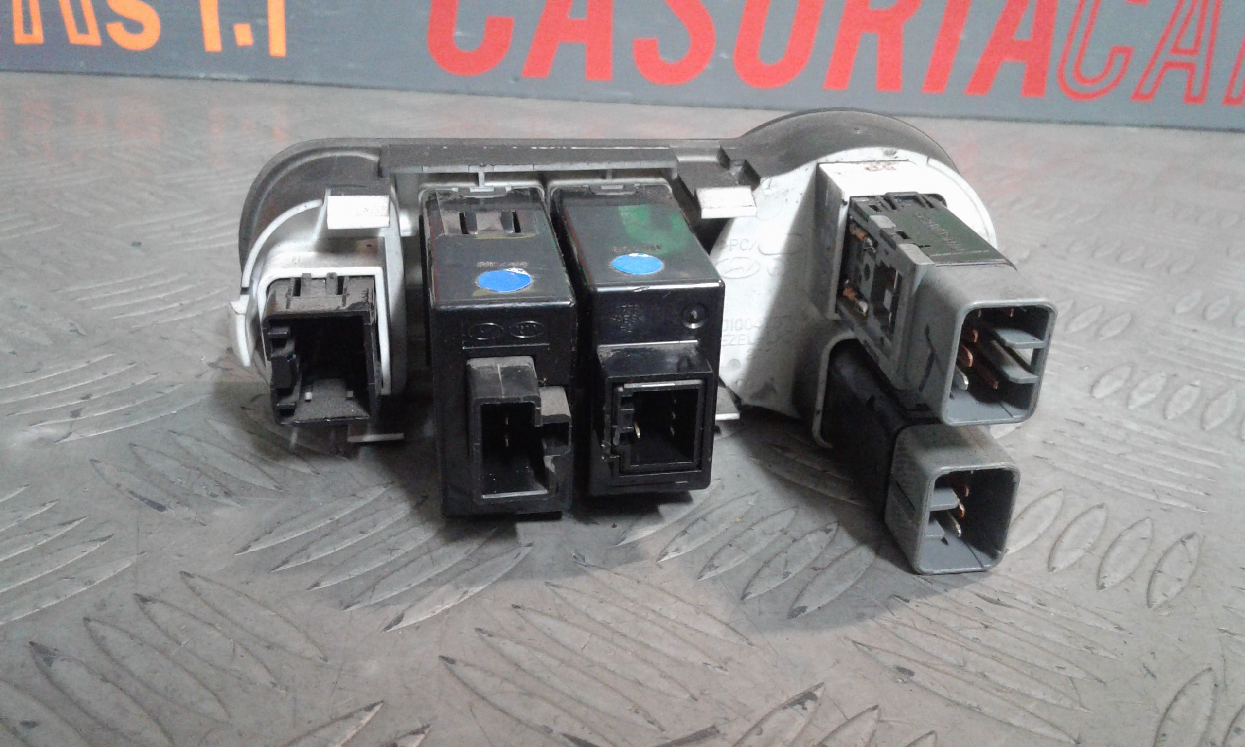 Interruttore Blocco Comando Luci Usato