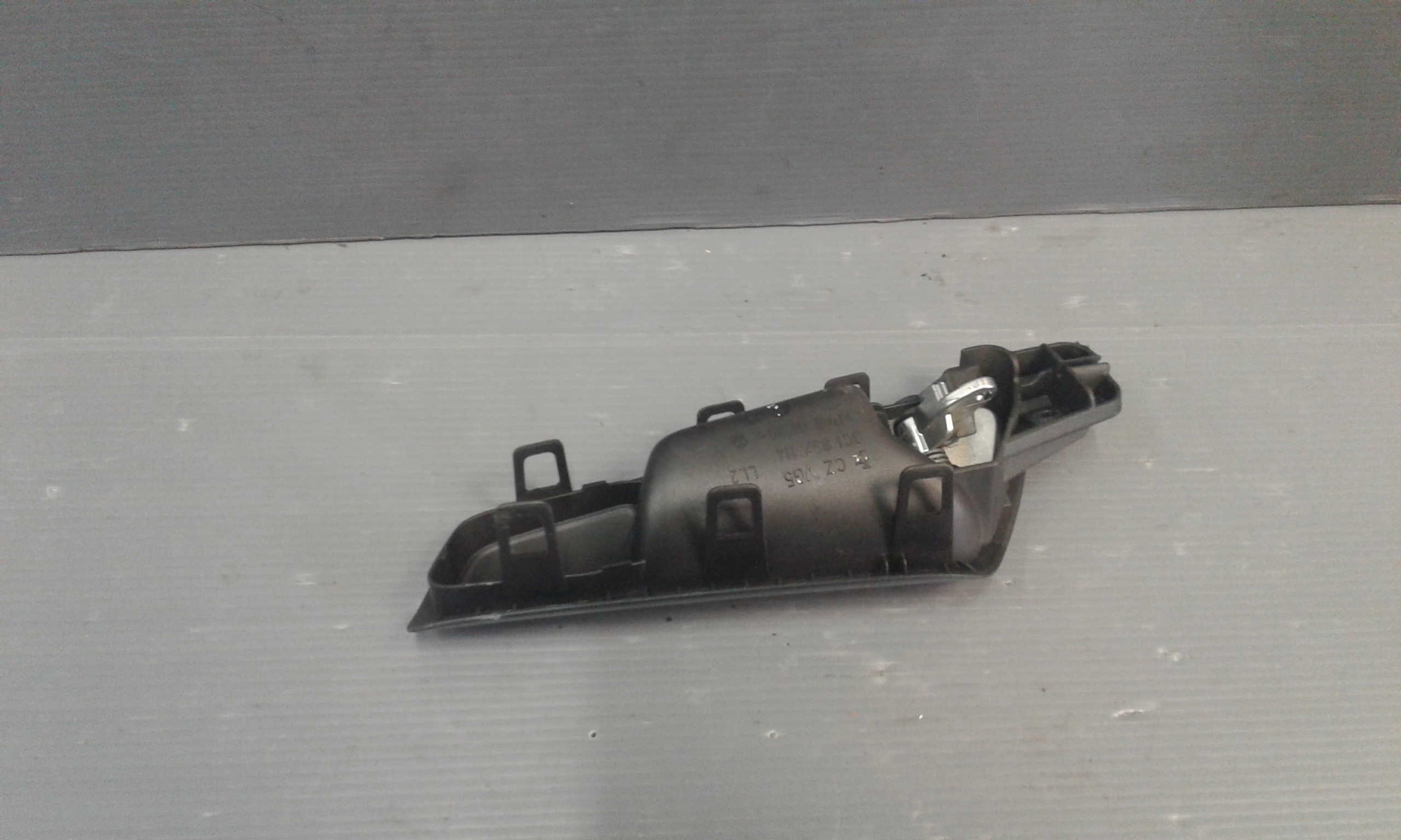 Maniglia Int. Apertura Porta Ant. Destro Usato