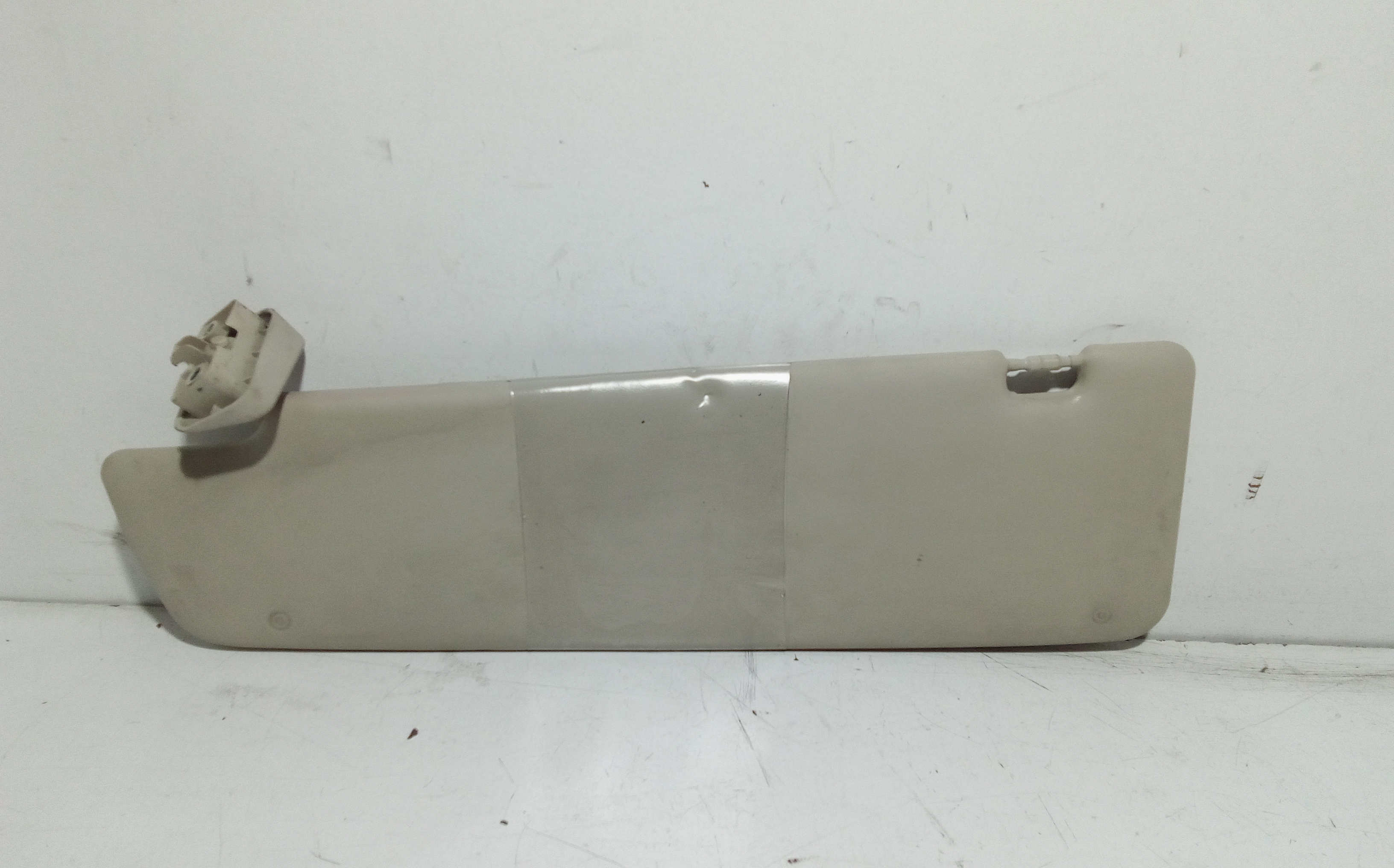 Aletta Parasole Parabrezza Sinistro 1612108180 Usato