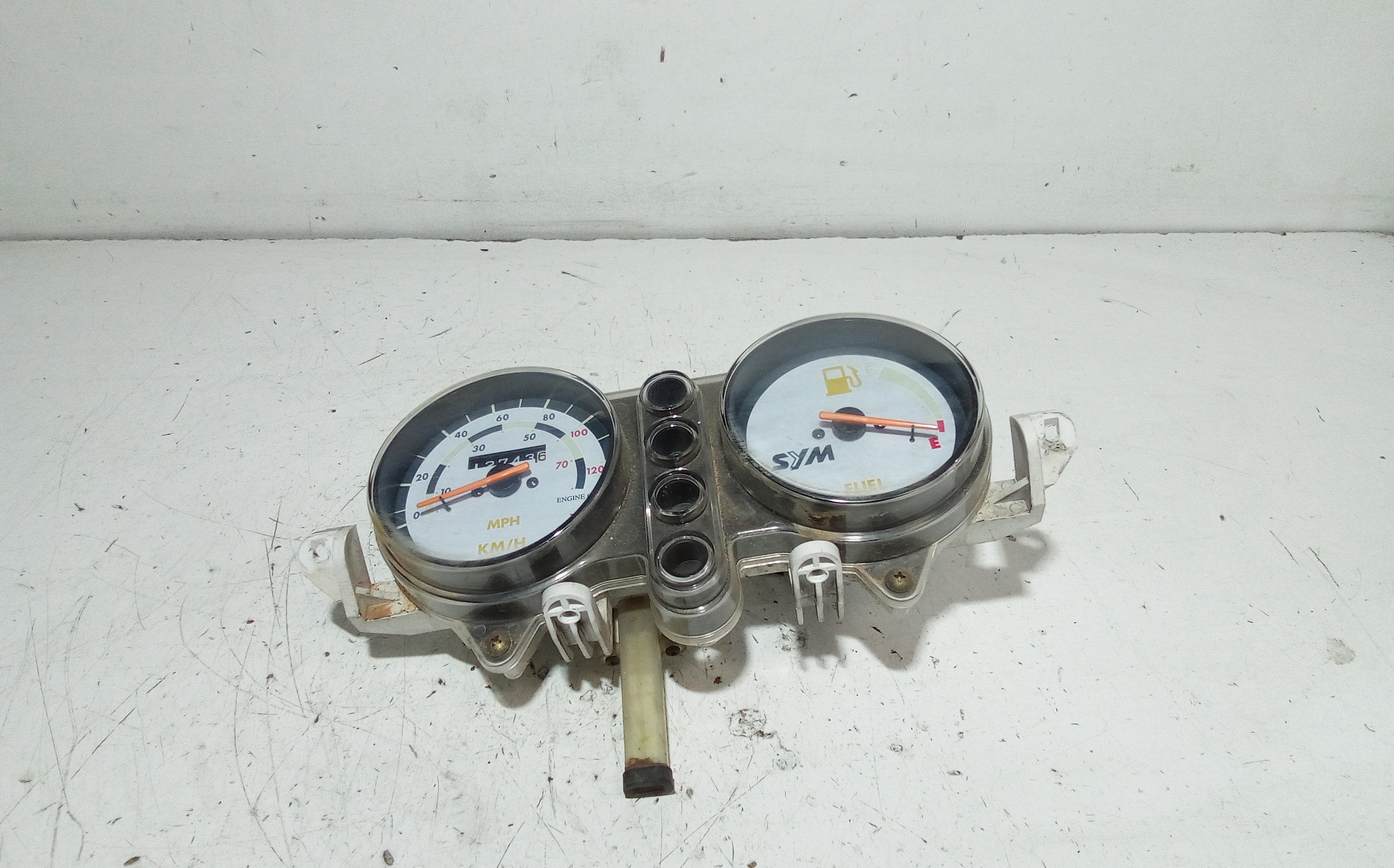 Quadro Portastrumenti Usato