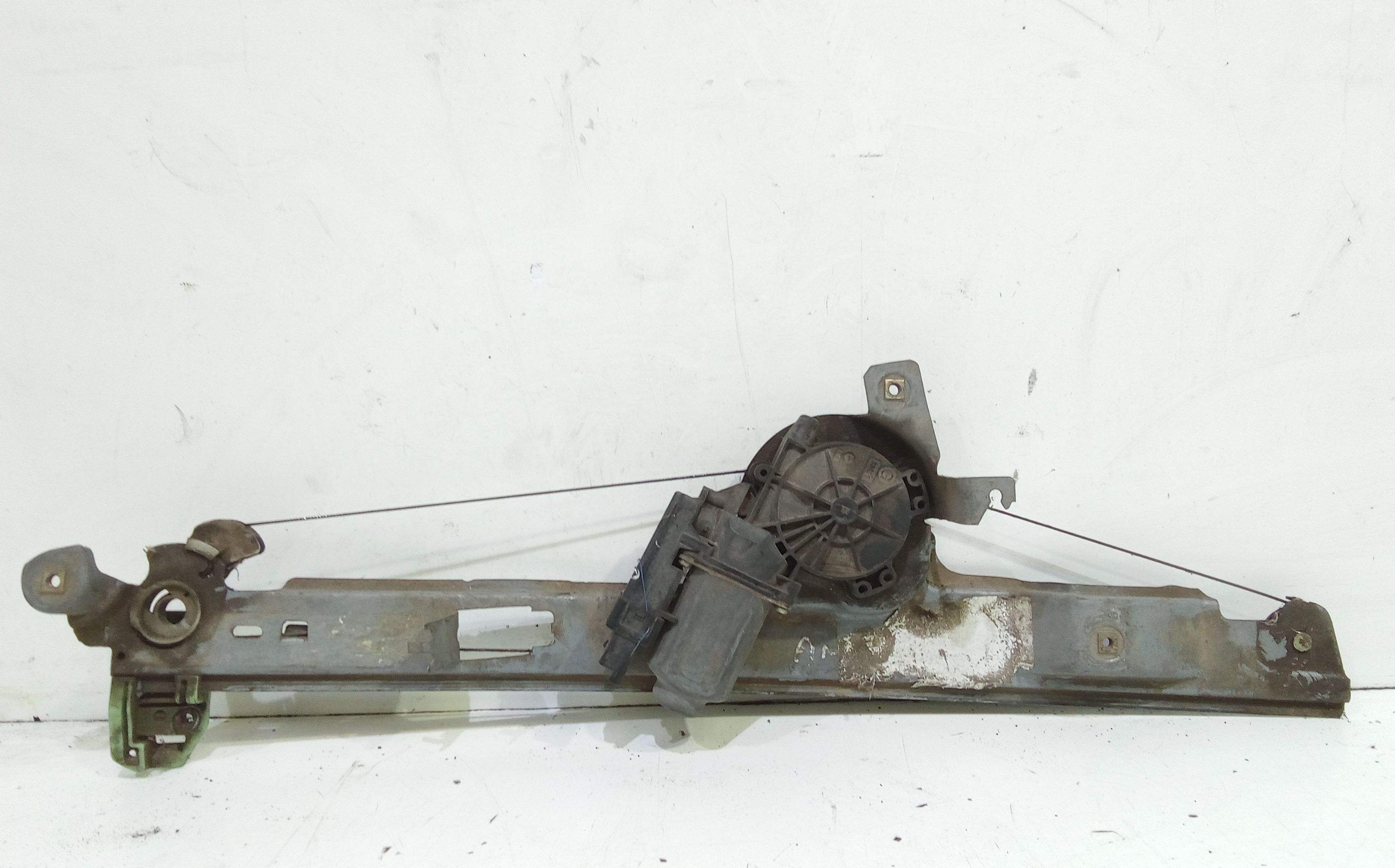 Alzacristallo Porta Ant. Destro Usato