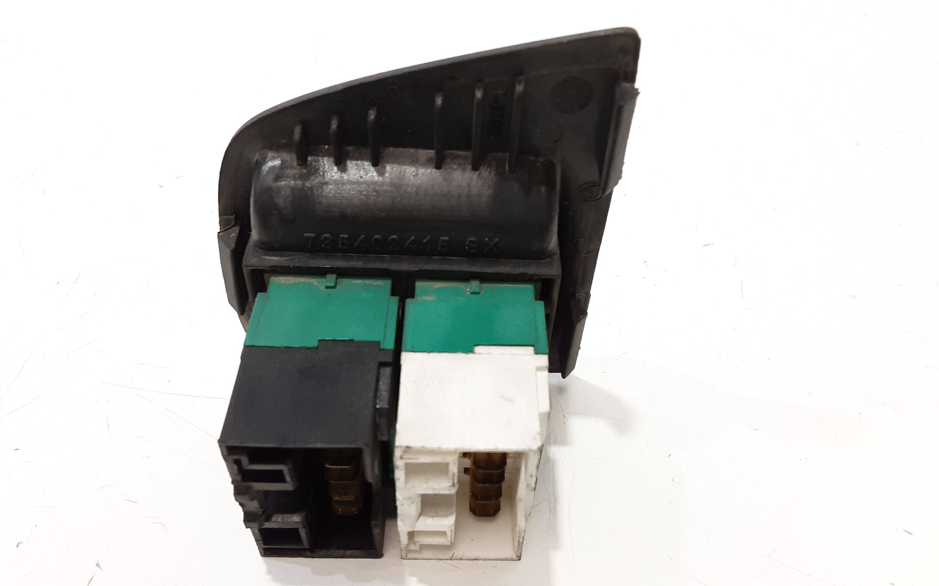 Interruttore Alzacristalli Porta Ant. Sinistro 735417033 Usato