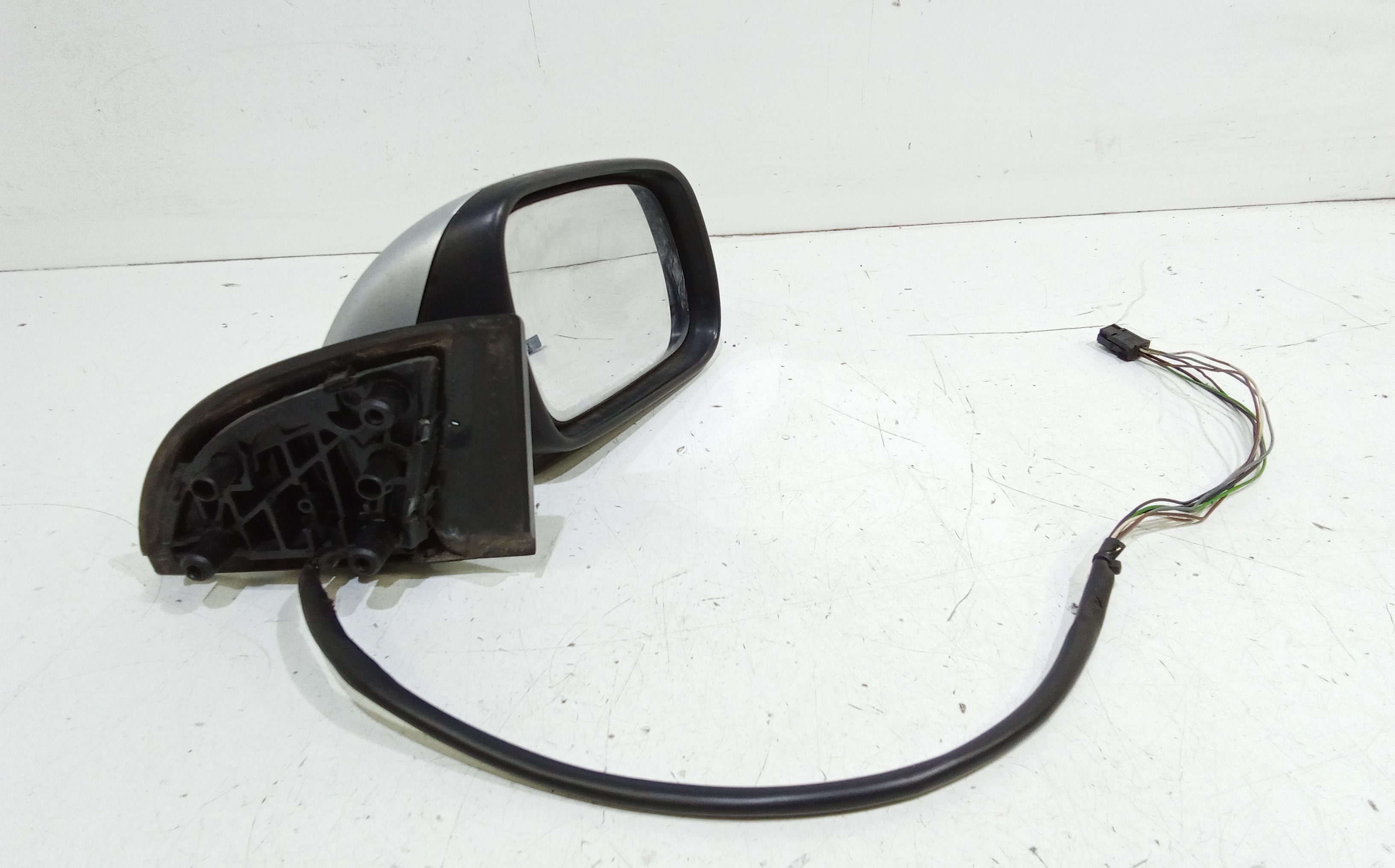 Retrovisore Est. Destro 8149CA Usato