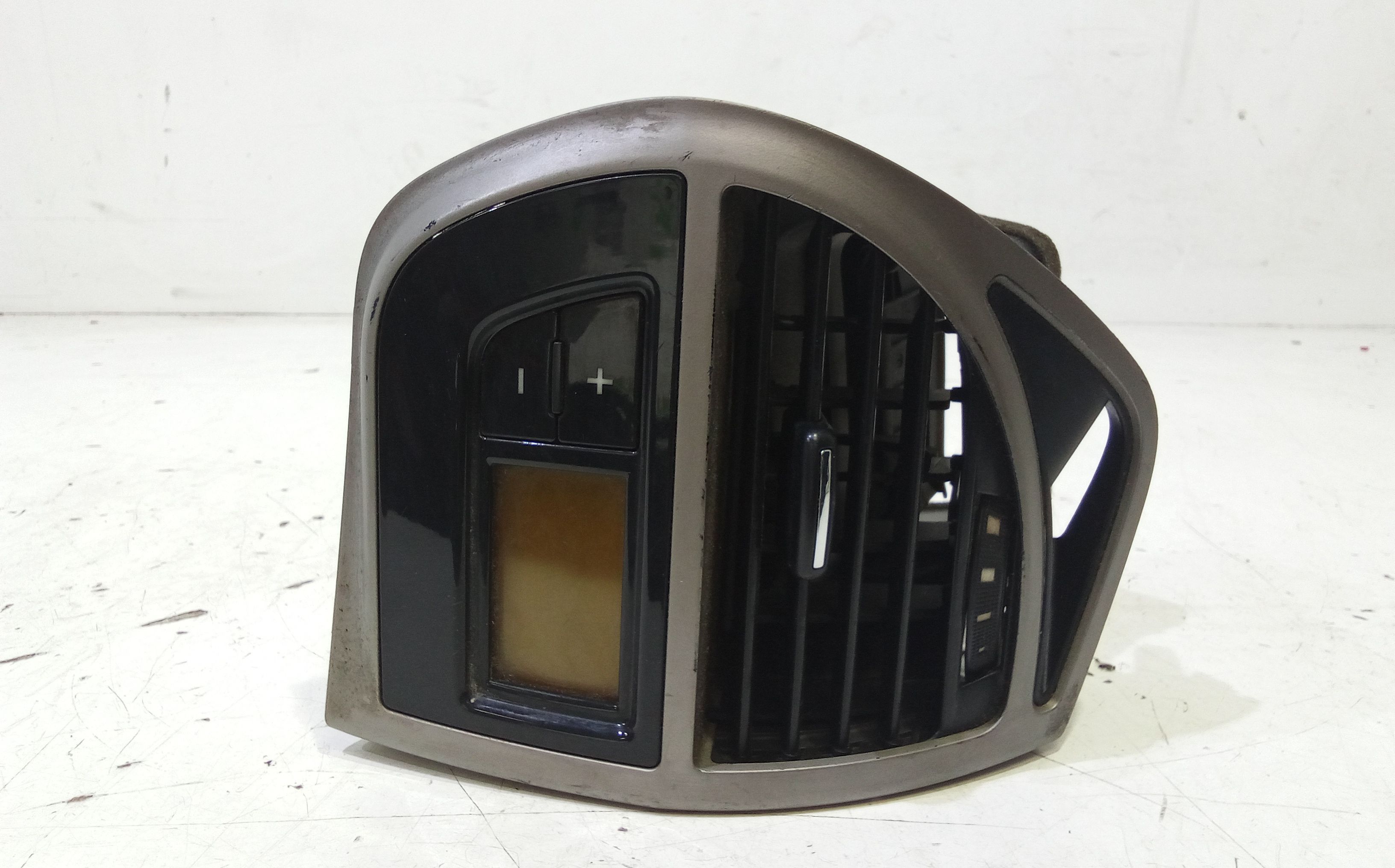 Condotto Aria Bocchette Lat. Cruscotto Destro 9678313880 Usato