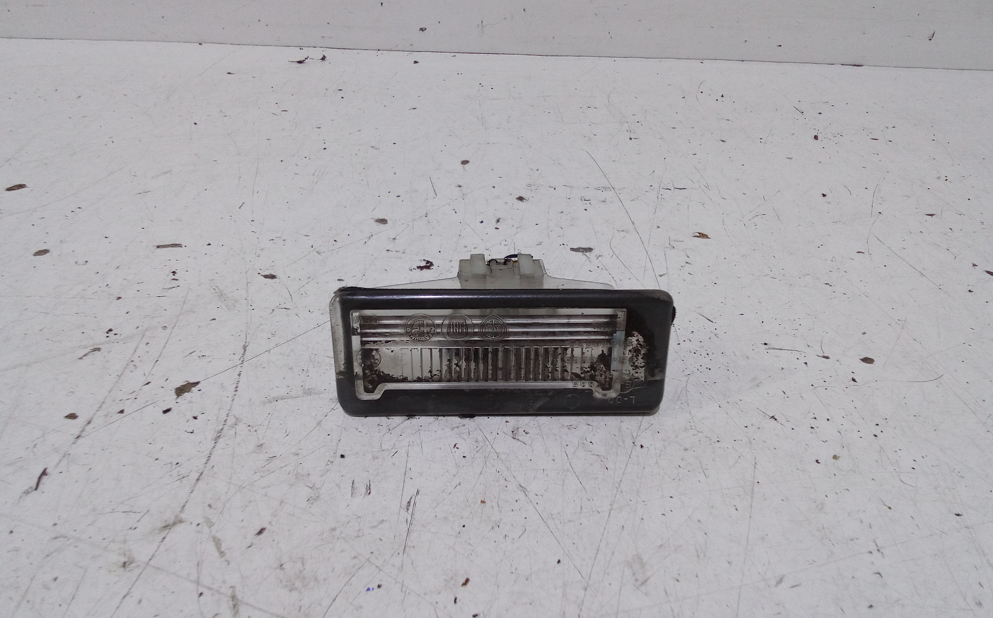 Luce Cortesia Ant. Tetto 735507762 Usato