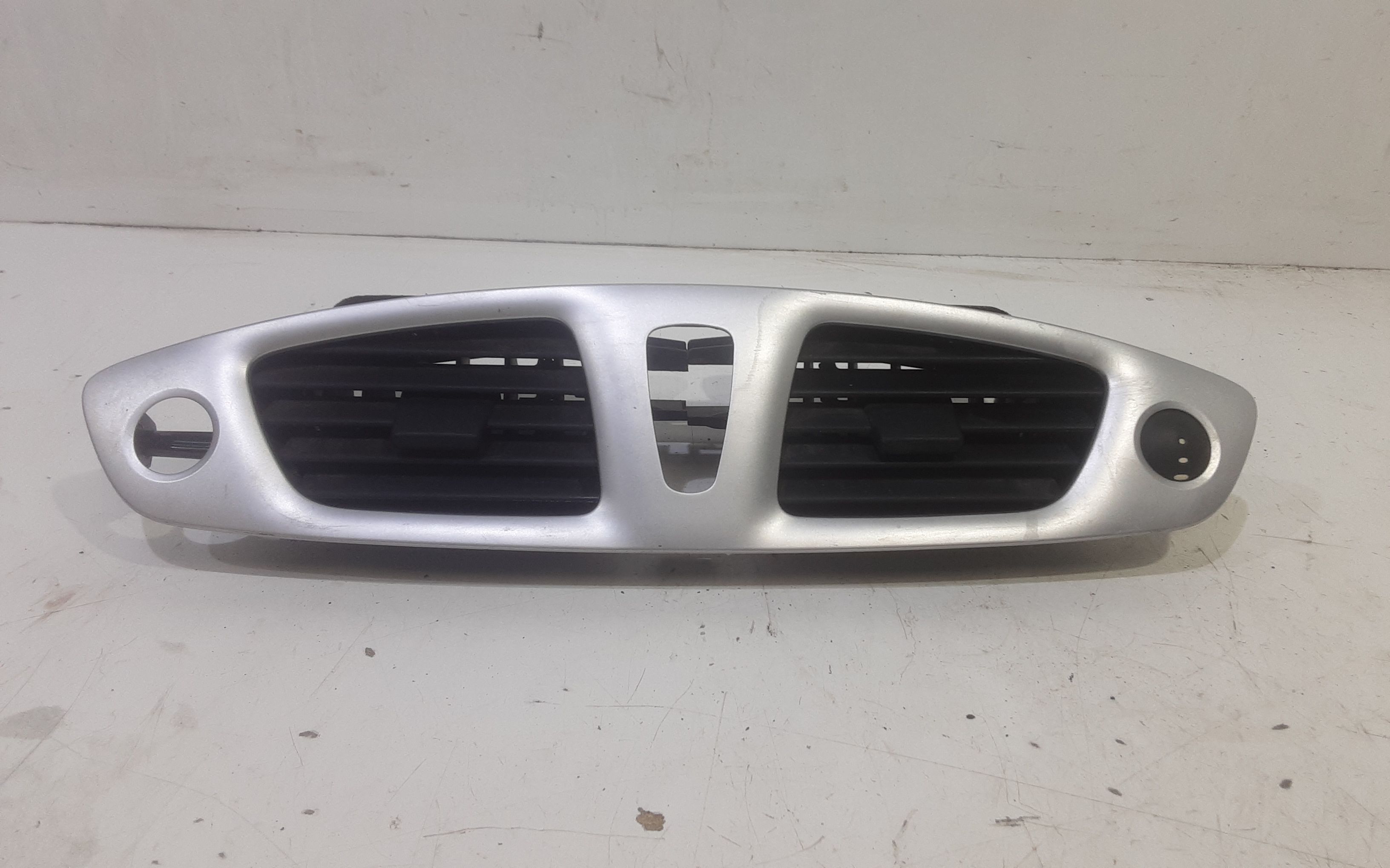 Condotto Aria Bocchette Centr. Sup. Cruscotto Usato