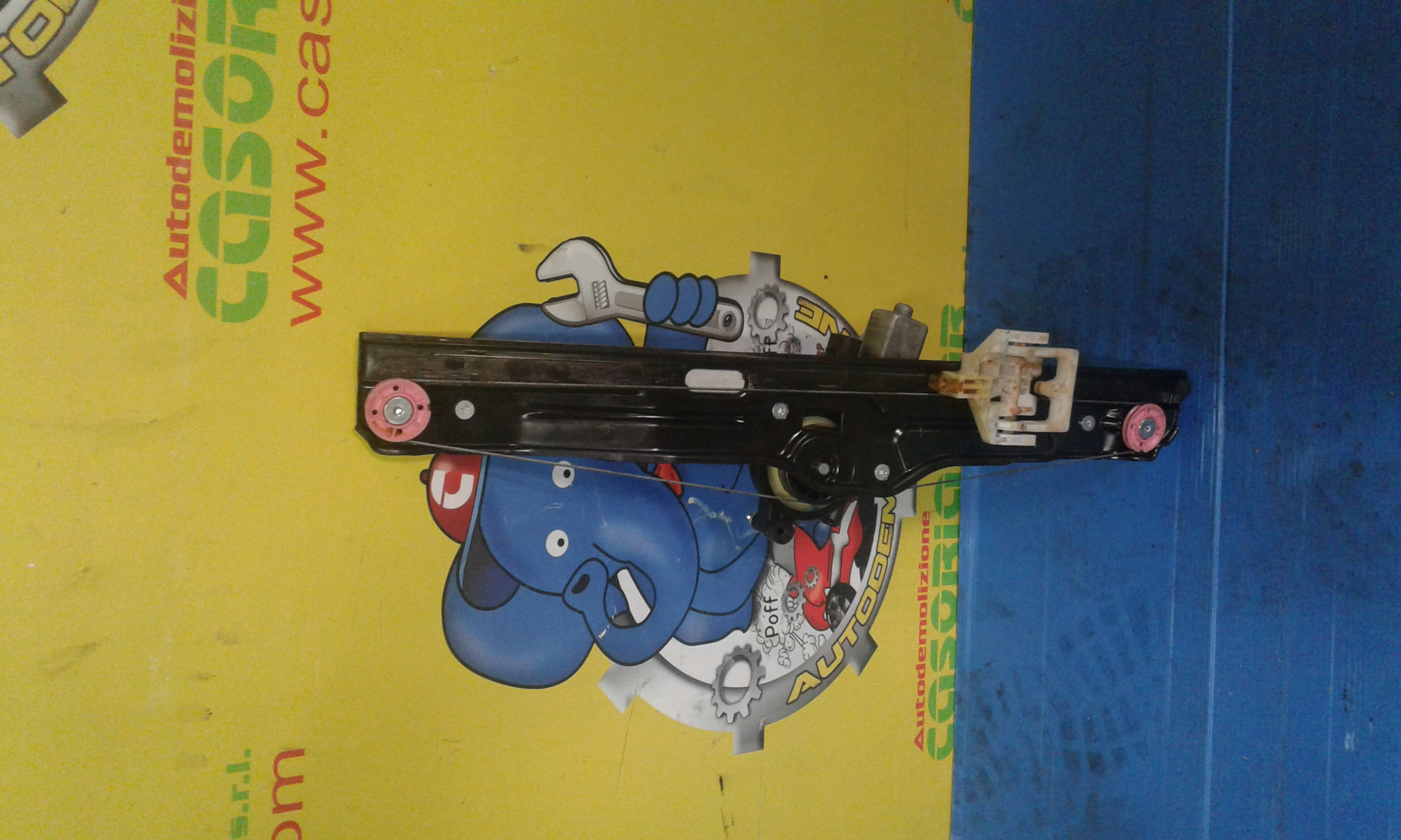 Alzacristallo Porta Ant. Destro Usato