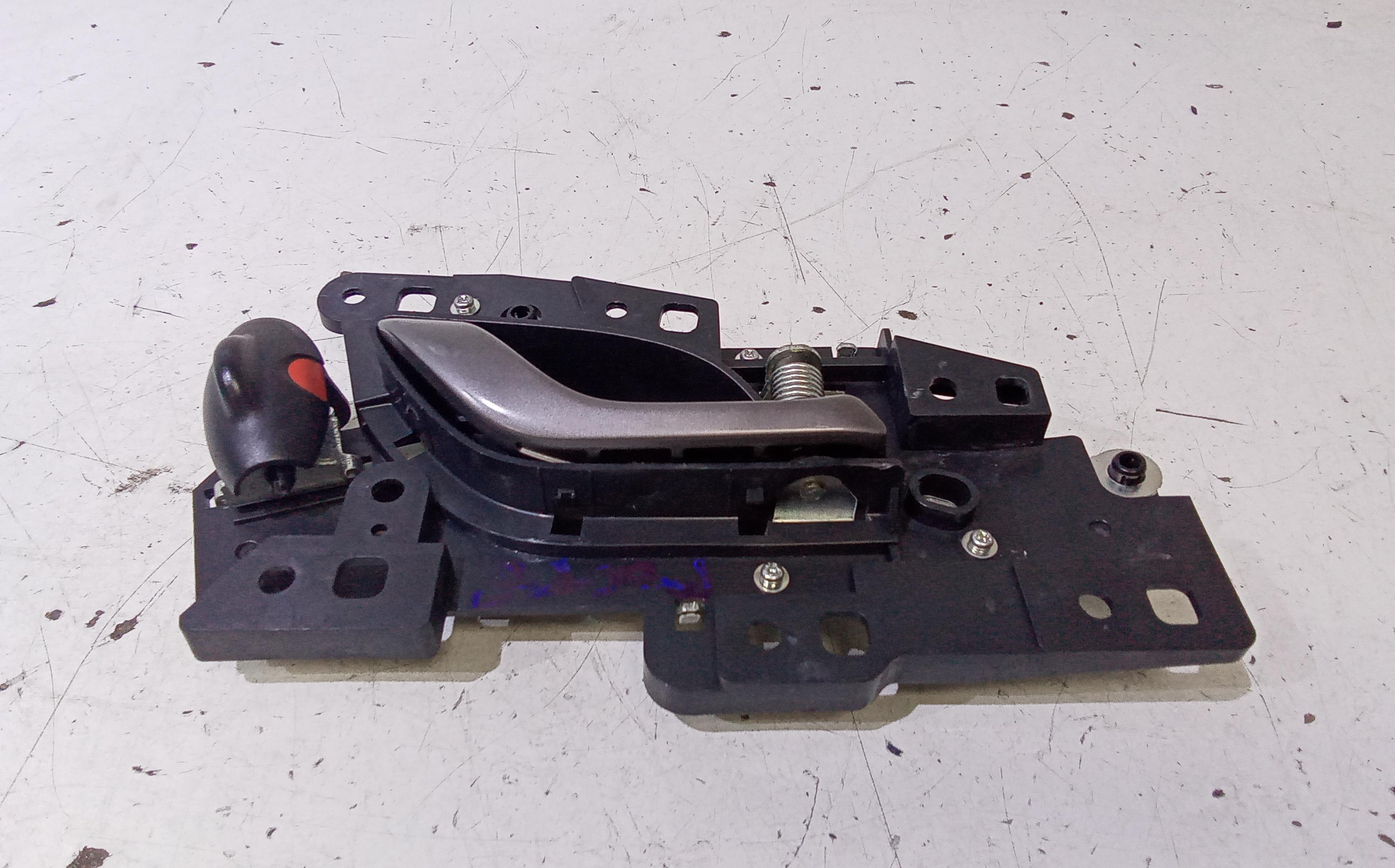 Maniglia Int. Apertura Porta Post. Destro 72620SMGE21ZB Usato