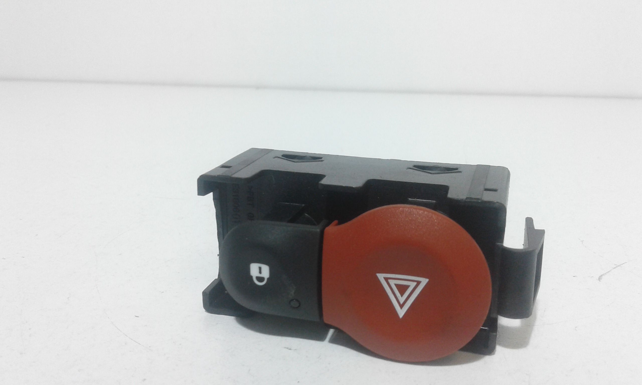 Interruttore Luci Emergenza 252103766R Usato