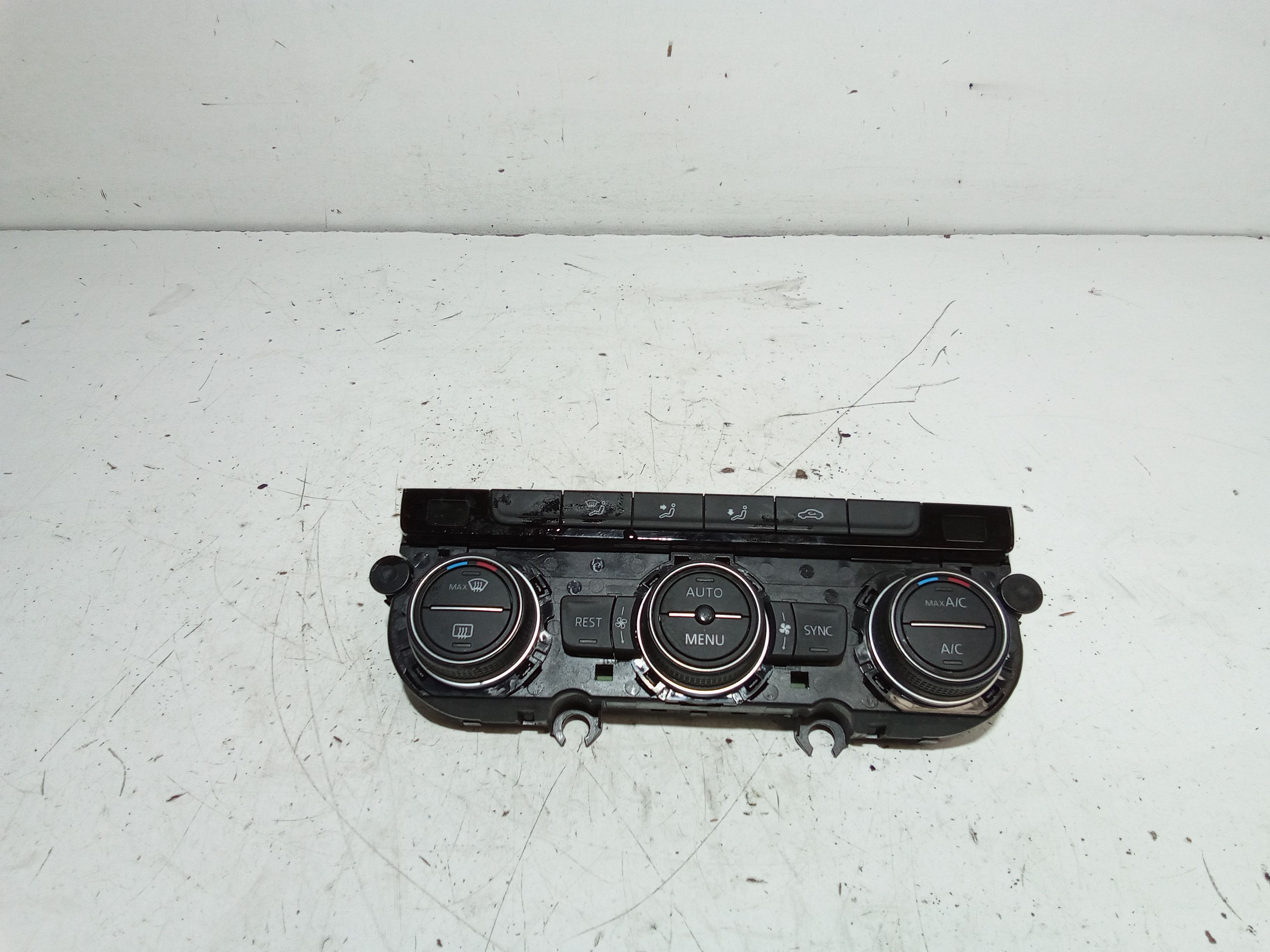 Blocco Comando Climatizzazione 5NA907184AWZU Usato