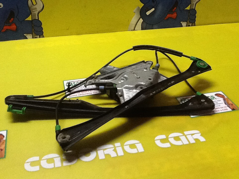 Alzacristallo Porta Ant. Destro Usato