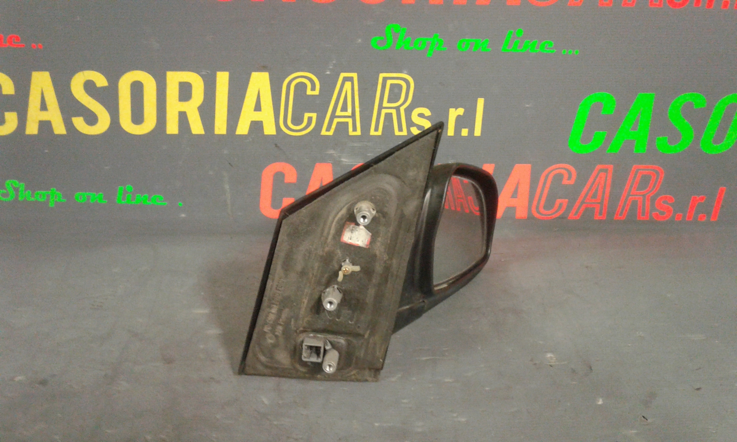 Retrovisore Est. Destro Usato