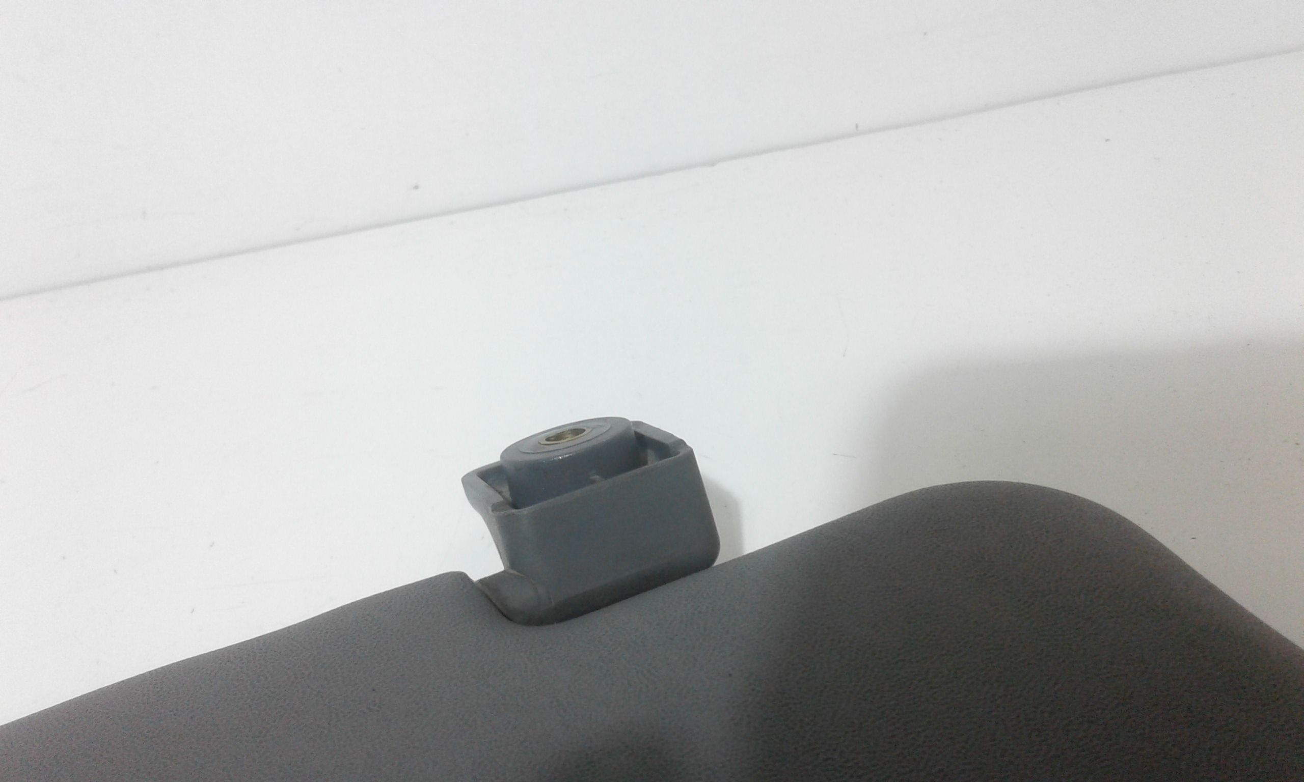 Aletta Parasole Parabrezza Sinistro 735294018 Usato