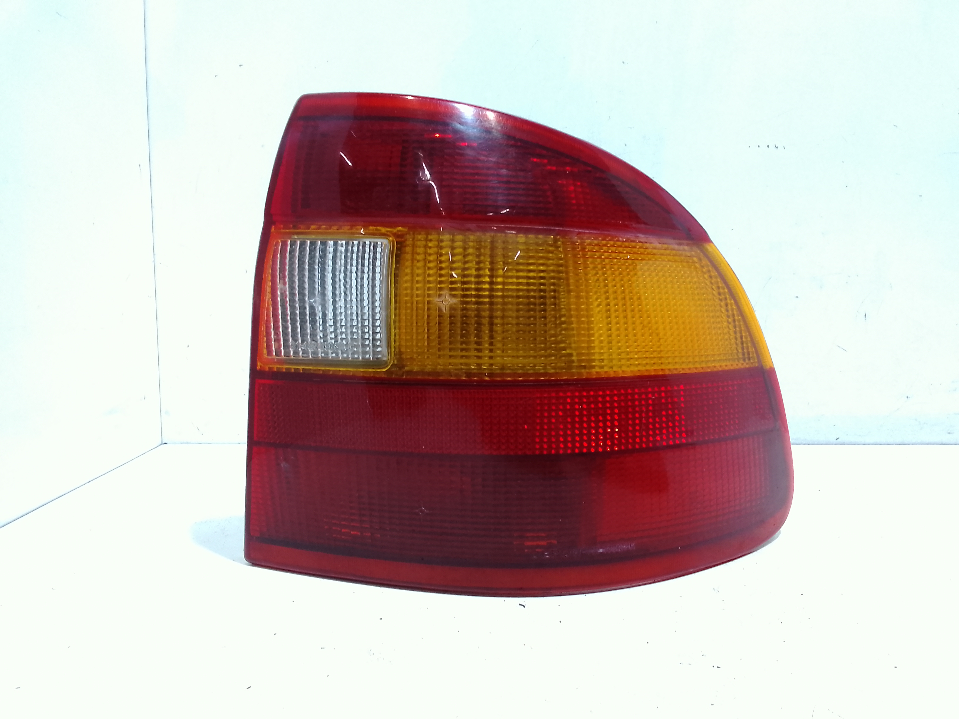 Fanale Post. Destro 90421968 Usato