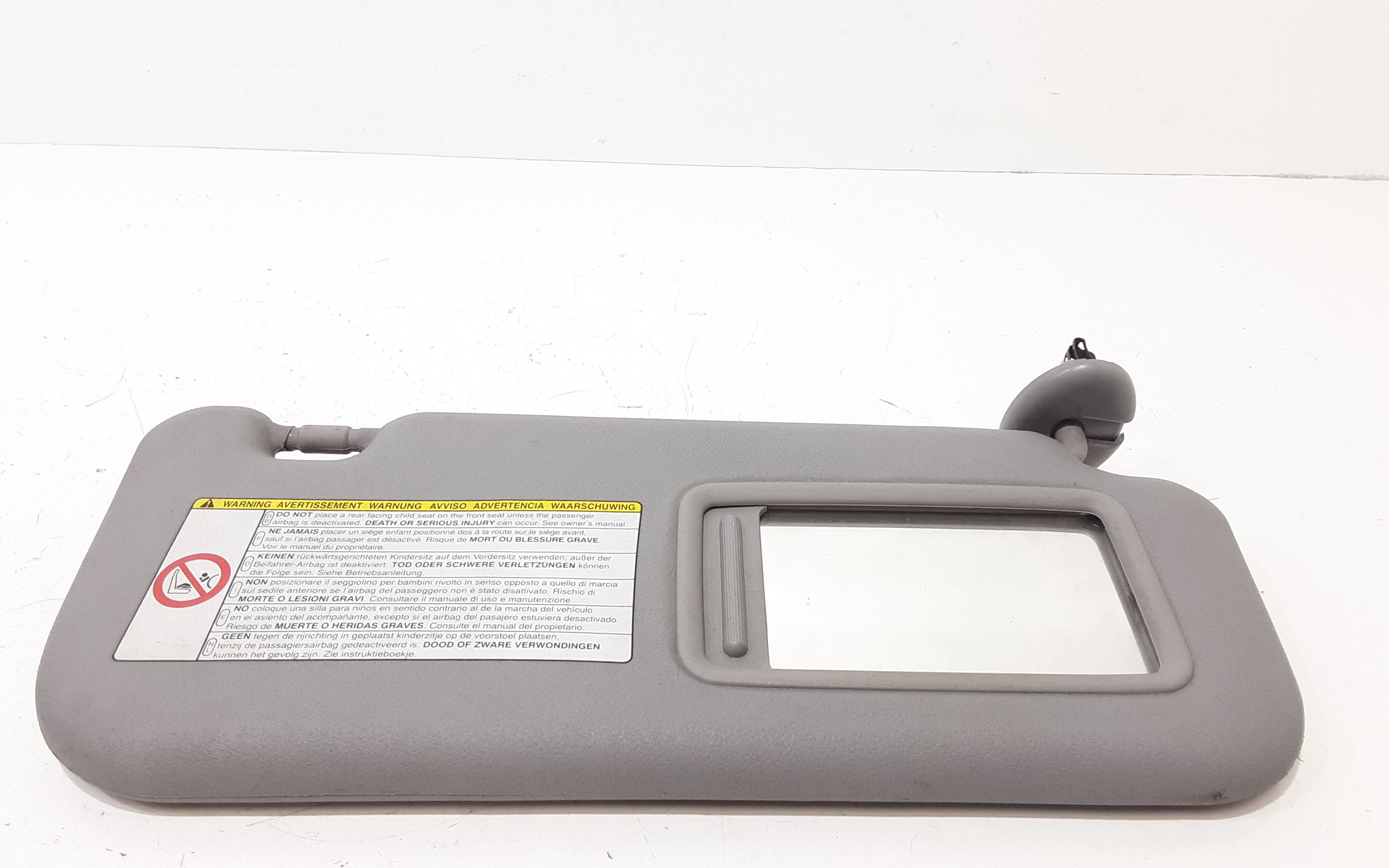 Aletta Parasole Parabrezza Destro 7431052531B0 Usato