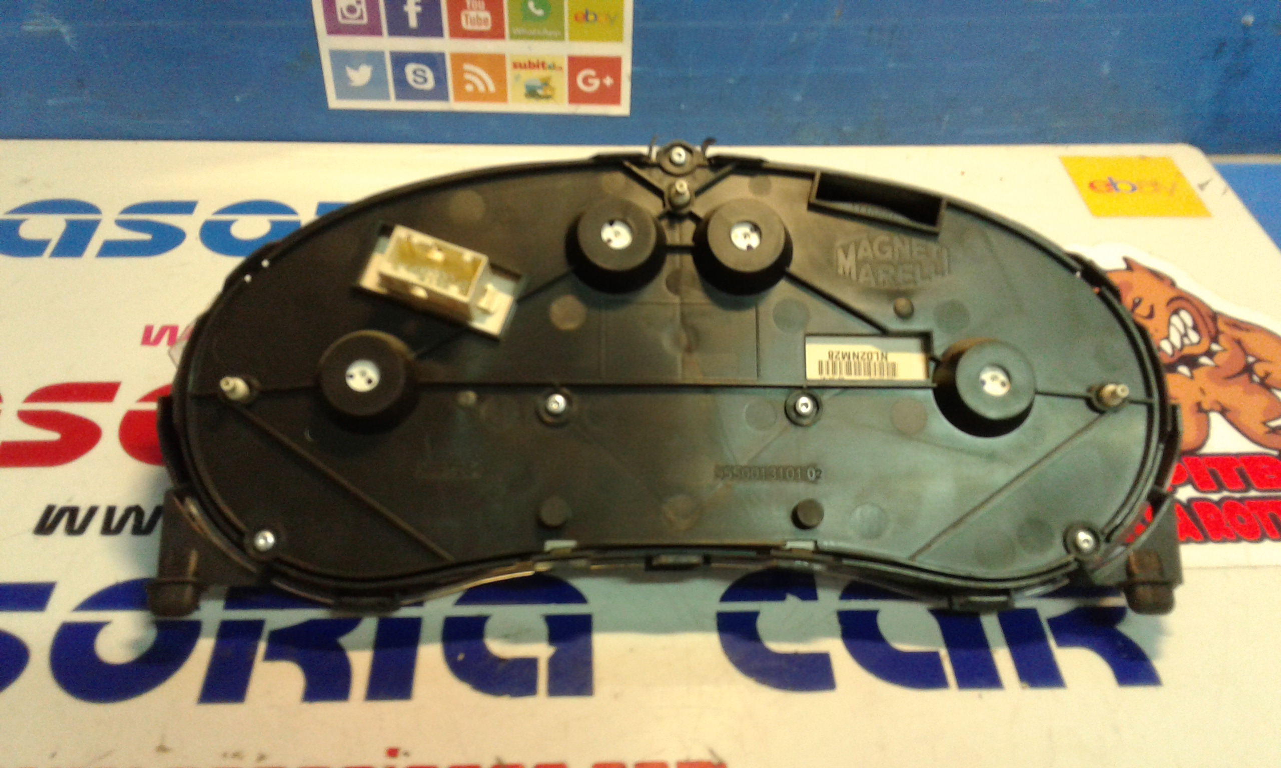 Quadro Portastrumenti Usato