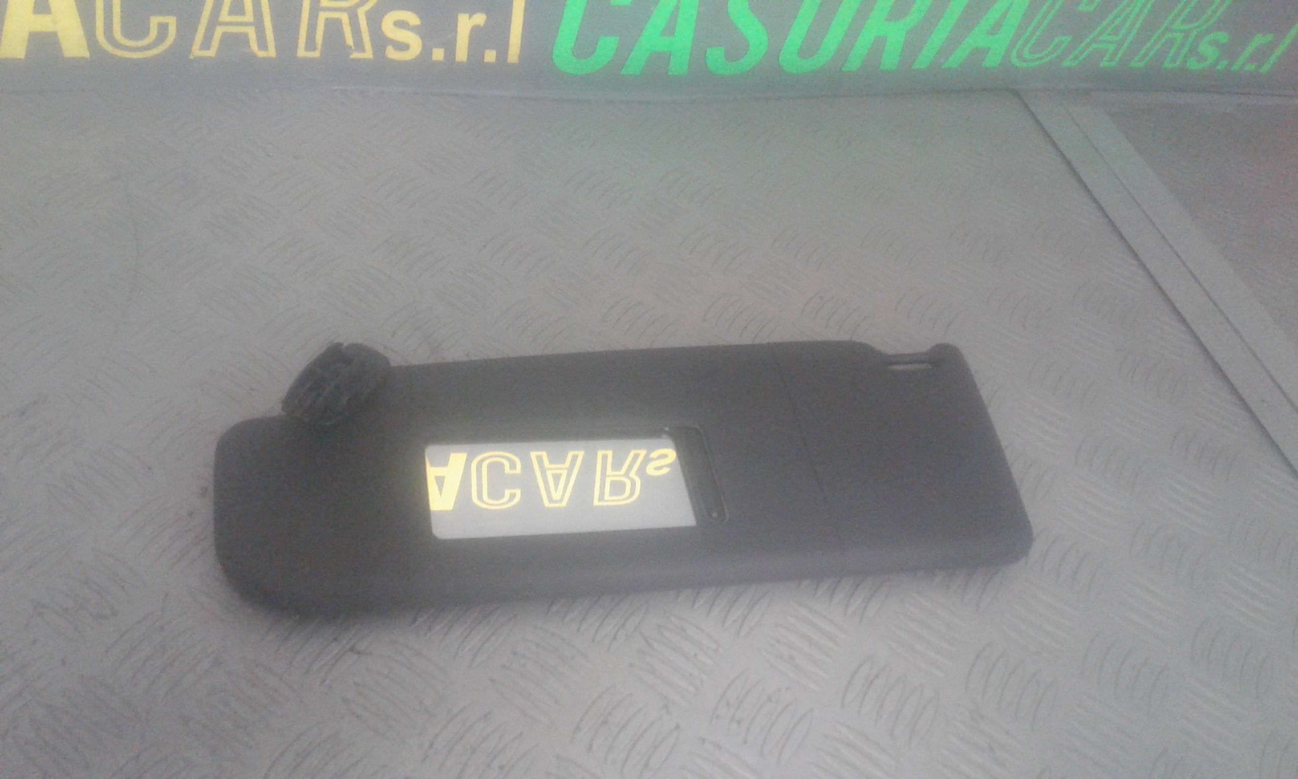 Aletta Parasole Parabrezza Sinistro 3B0857551X14 Usato