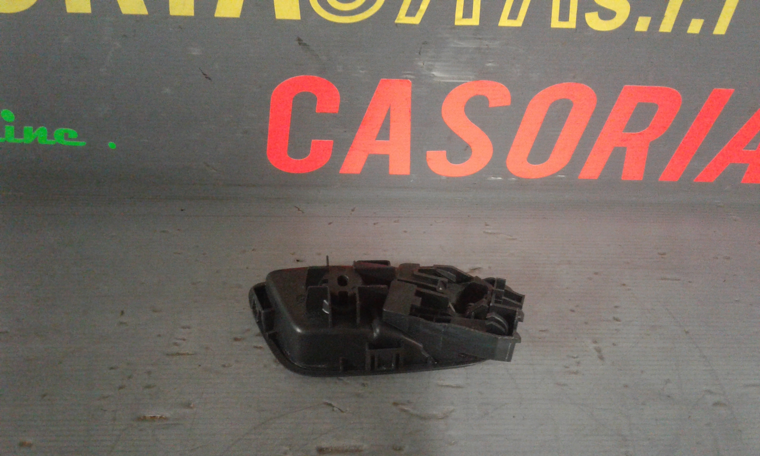 Maniglia Int. Apertura Porta Post. Sinistro Usato