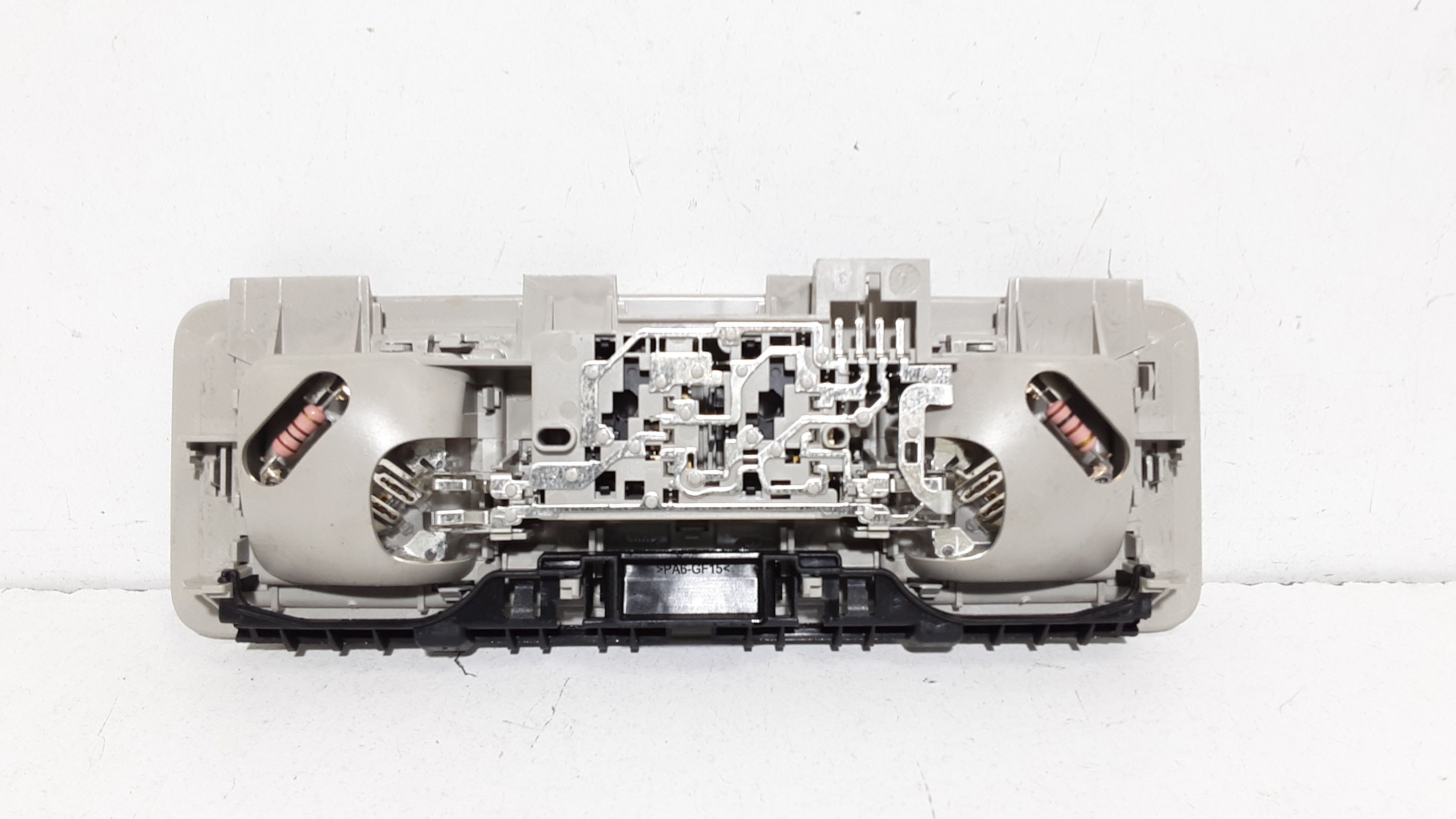 Luce Cortesia Centr. Tetto Usato