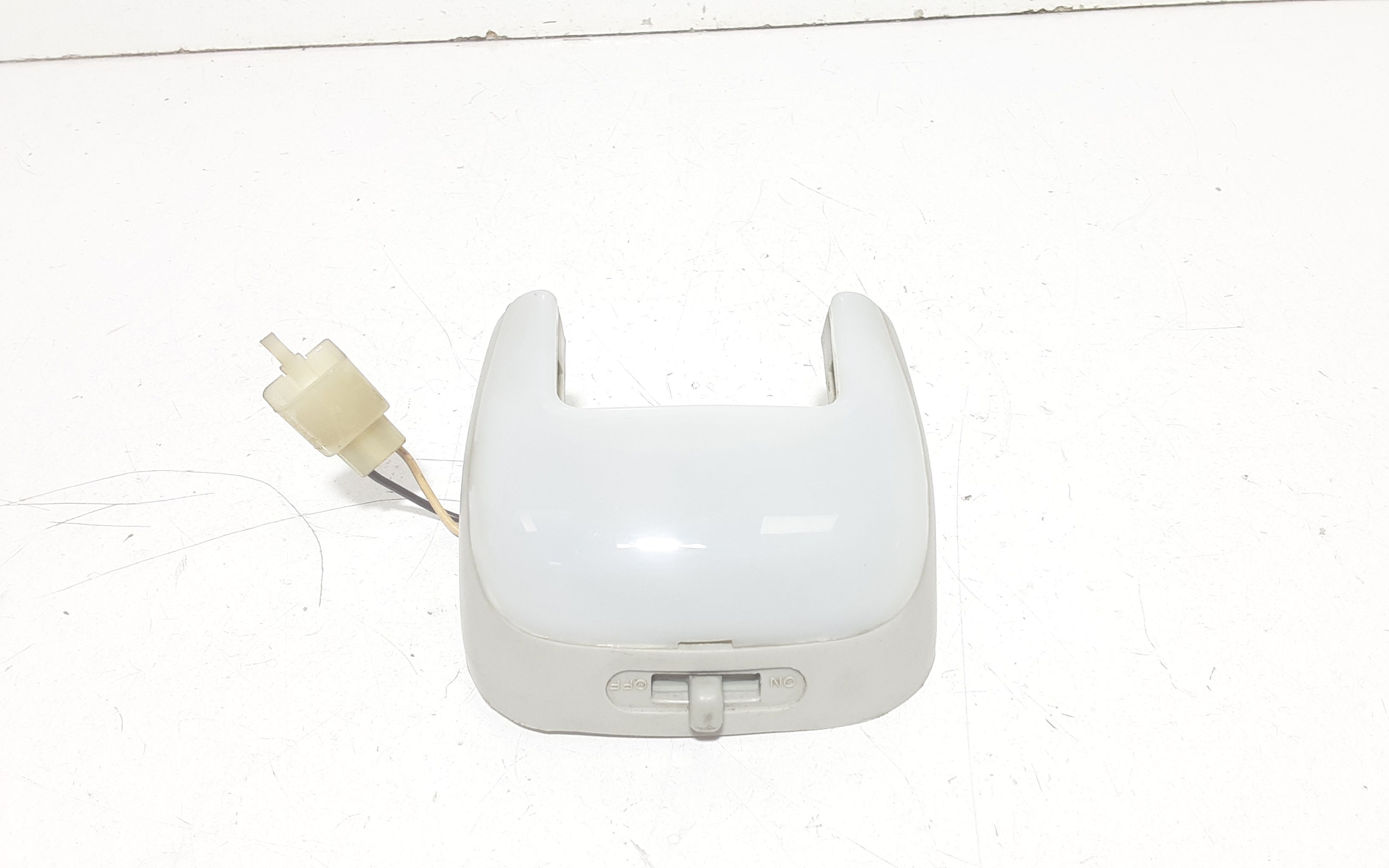 Luce Cortesia Ant. Tetto Usato