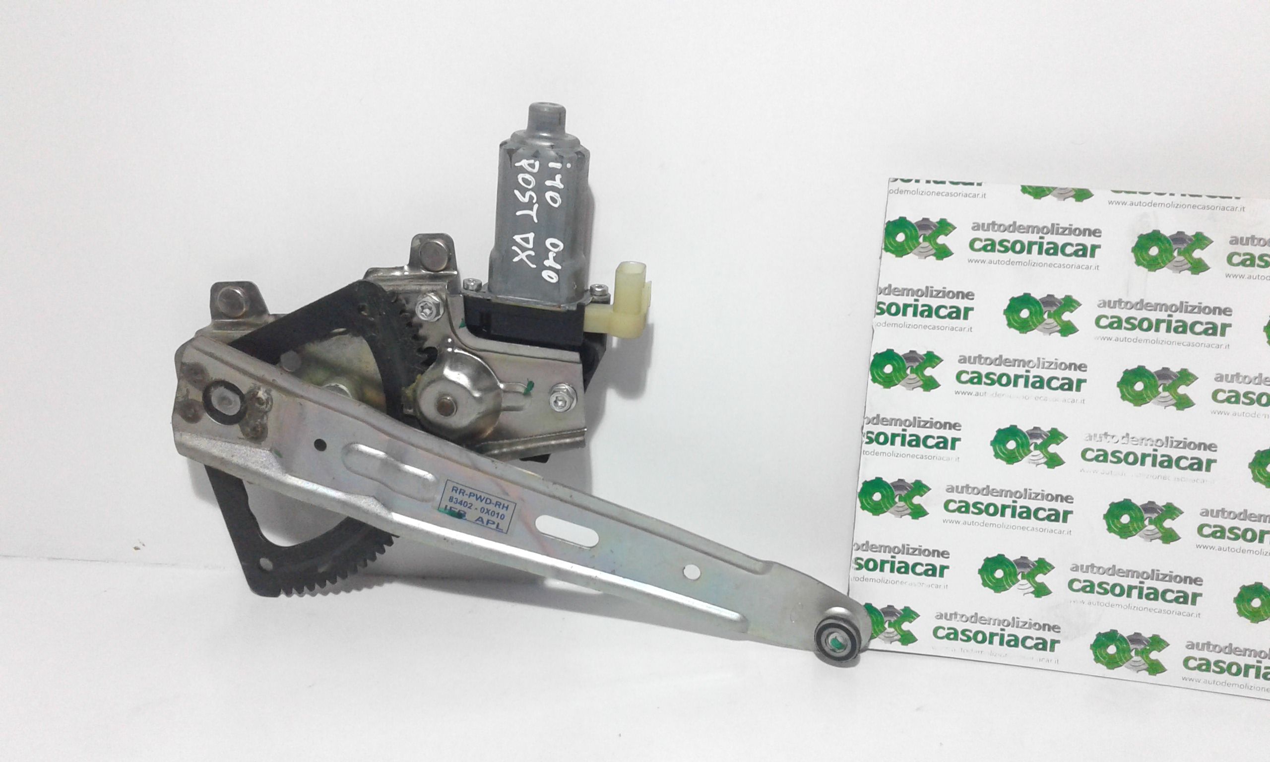 Alzacristallo Porta Post. Destro 834020X000 Usato