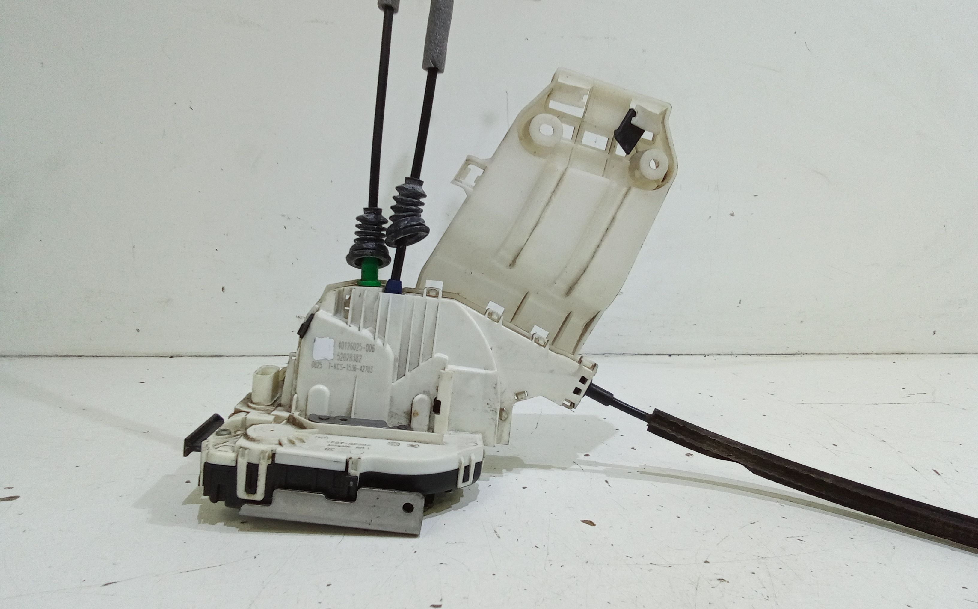 Serratura Porta Ant. Destro 52139900 Usato