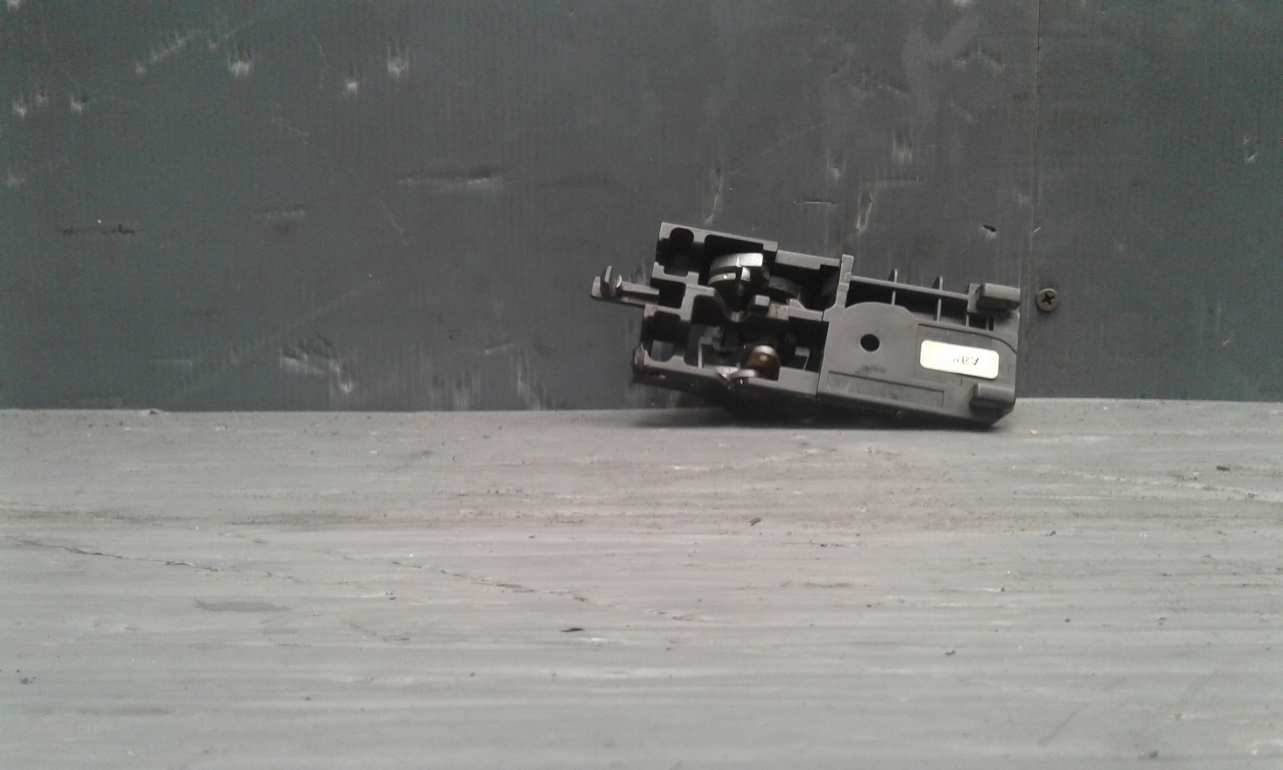 Maniglia Int. Apertura Porta Ant. Sinistro 8313062J00S1S Usato