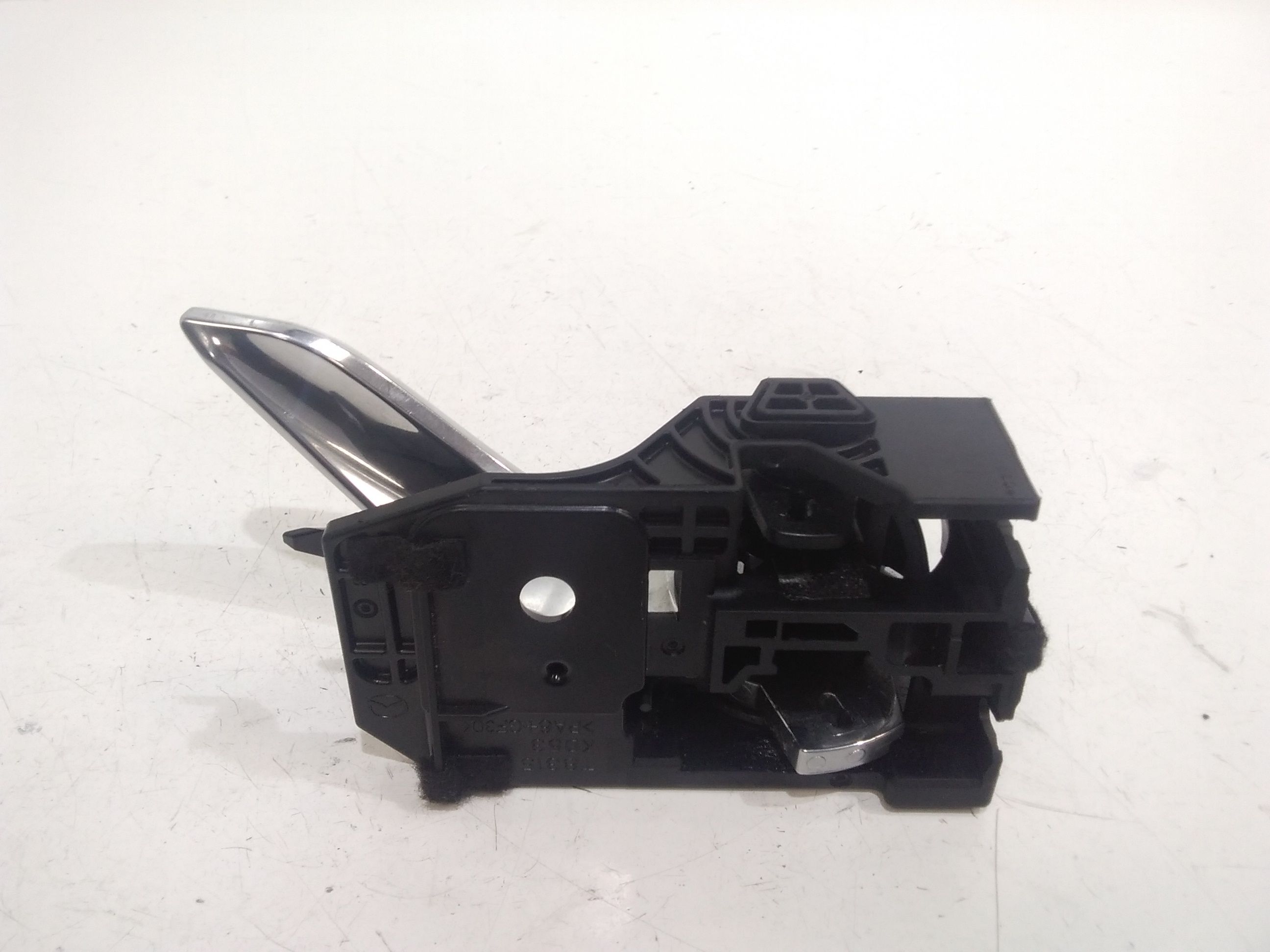 Maniglia Int. Apertura Porta Ant. Sinistro D10E59330A Usato